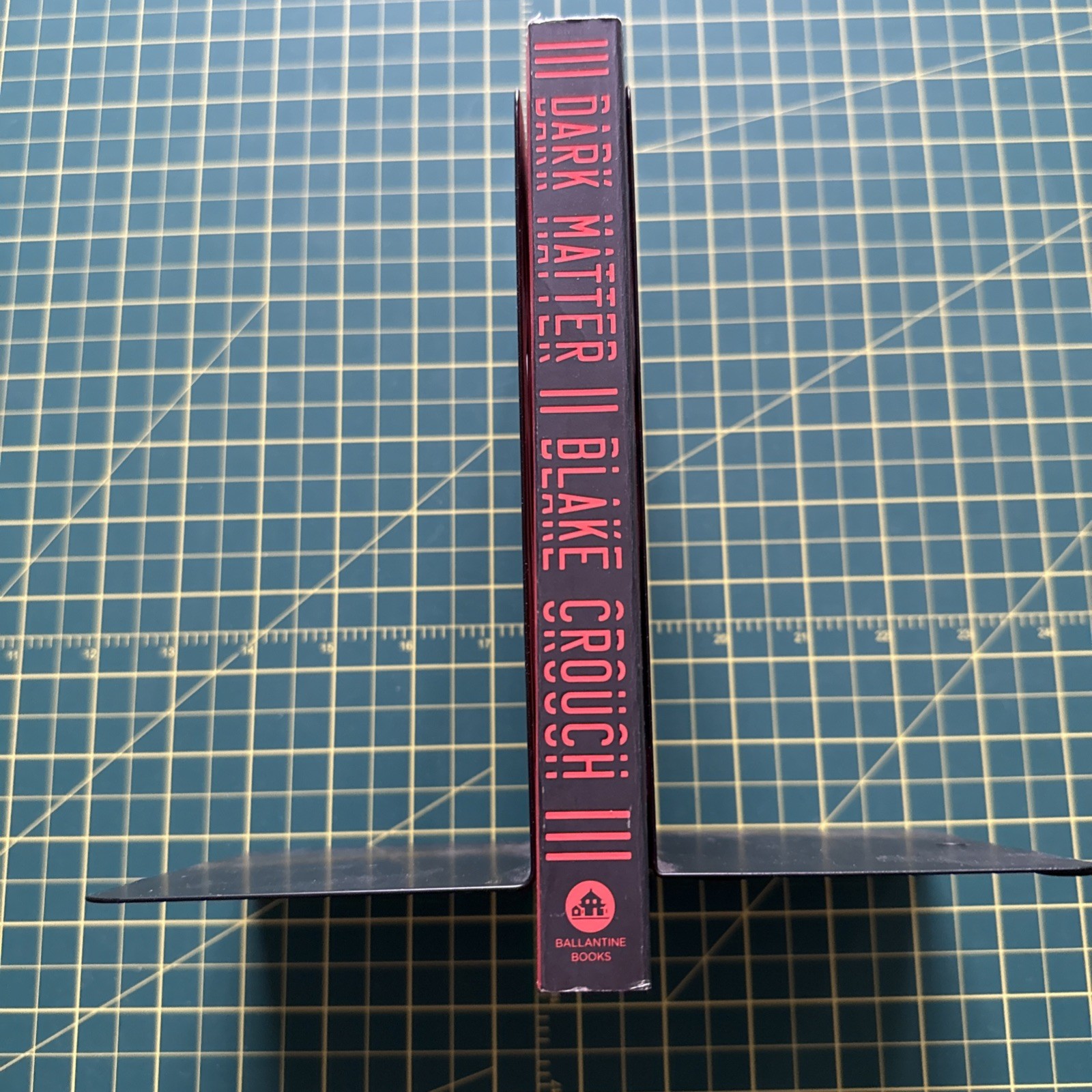 Dark Matter : A Novel by Blake Crouch (2017, Trade Paperback)