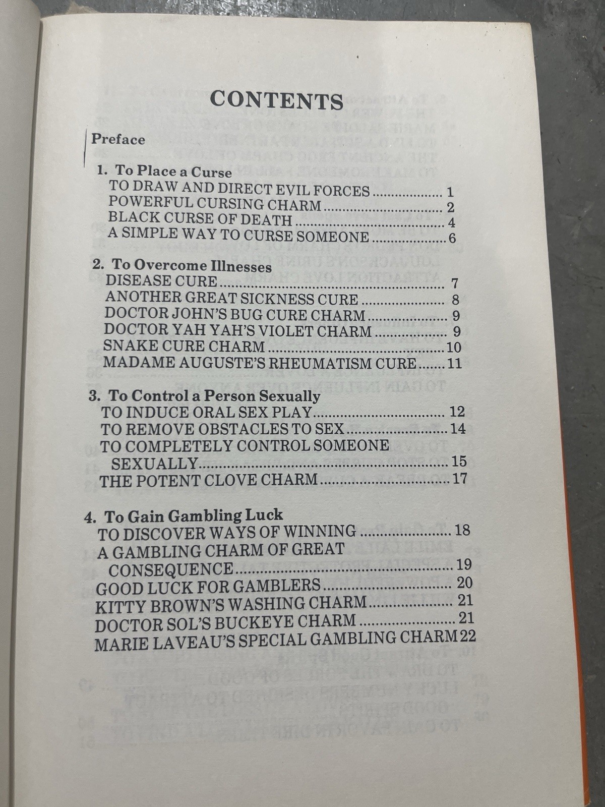 Voodoo Charms and Talismans Robert W. Pelton 1973 1st Edition Hard Cover Book DJ