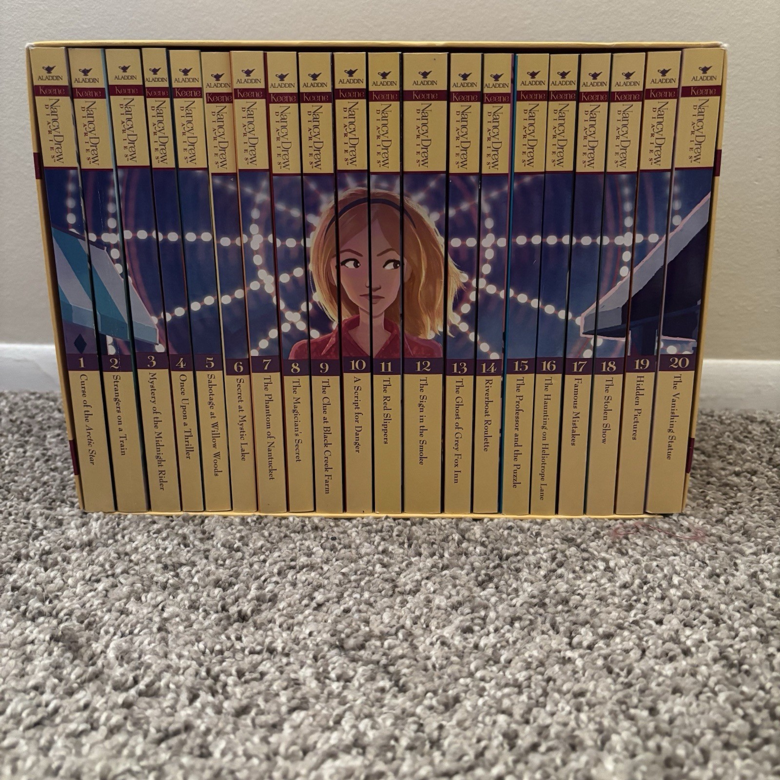 Nancy Drew Diaries Complete Box Set #1-20 Paperback Carolyn Keene