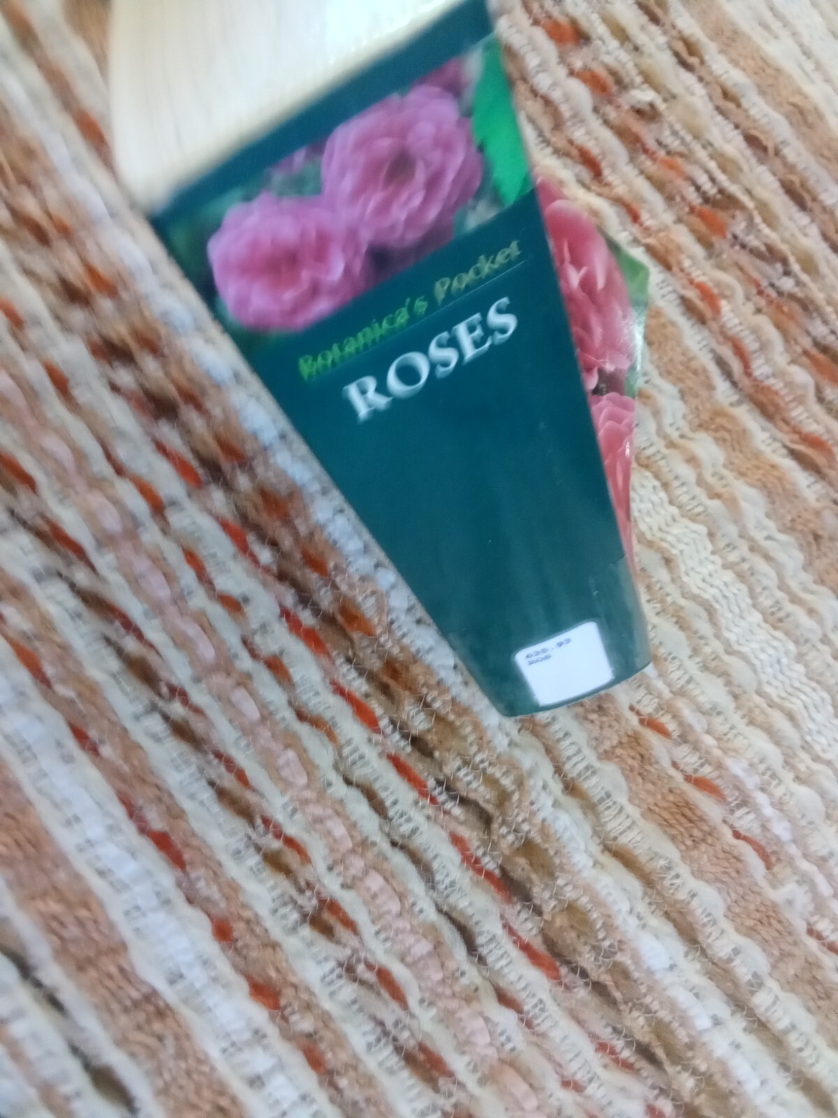 Botanica’s Pocket Roses: Over 1000 pages and 2000 roses listed (2001,Pb)