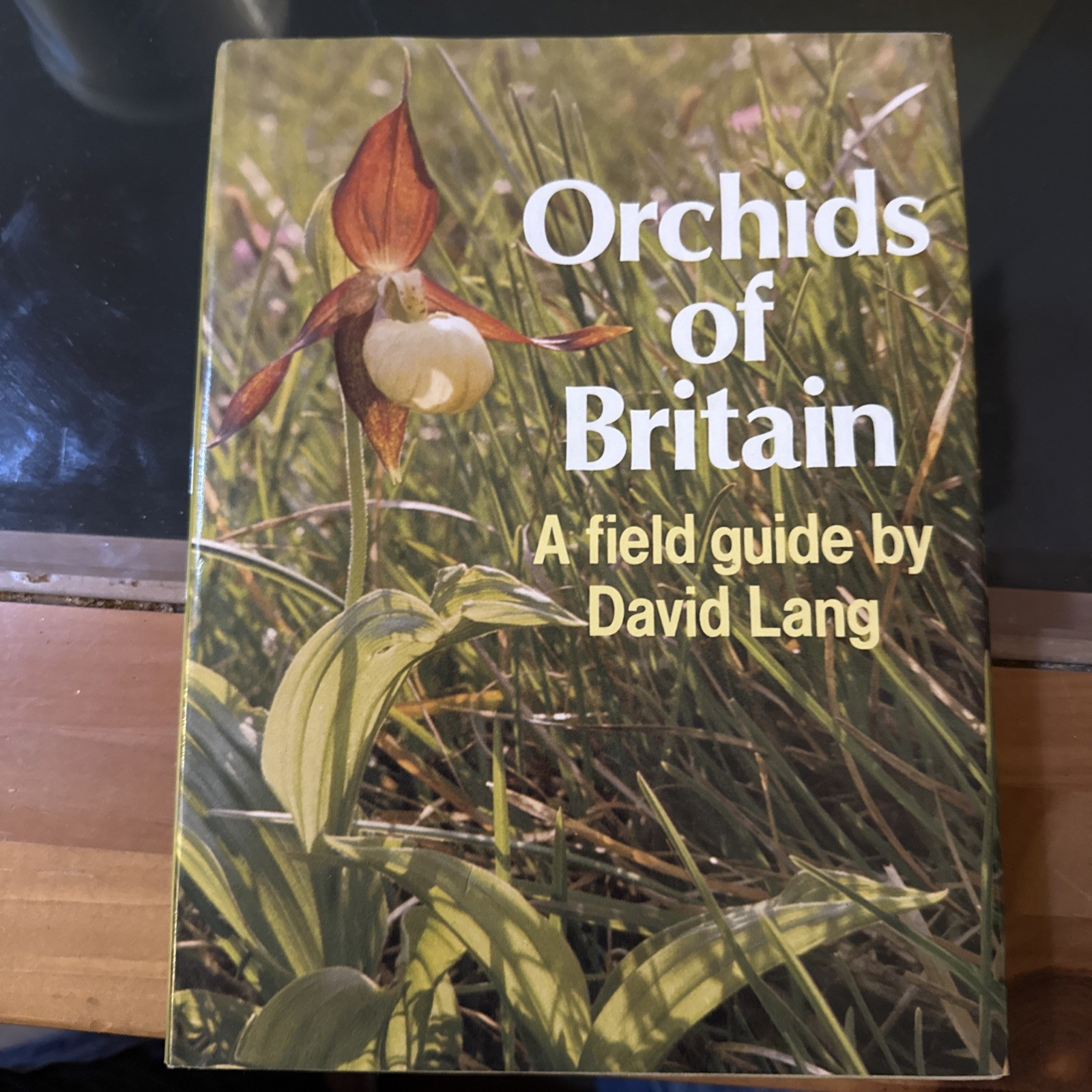 Orchids of Britain: A Field Guide by Lang, David C. Hardback Book The Fast Free