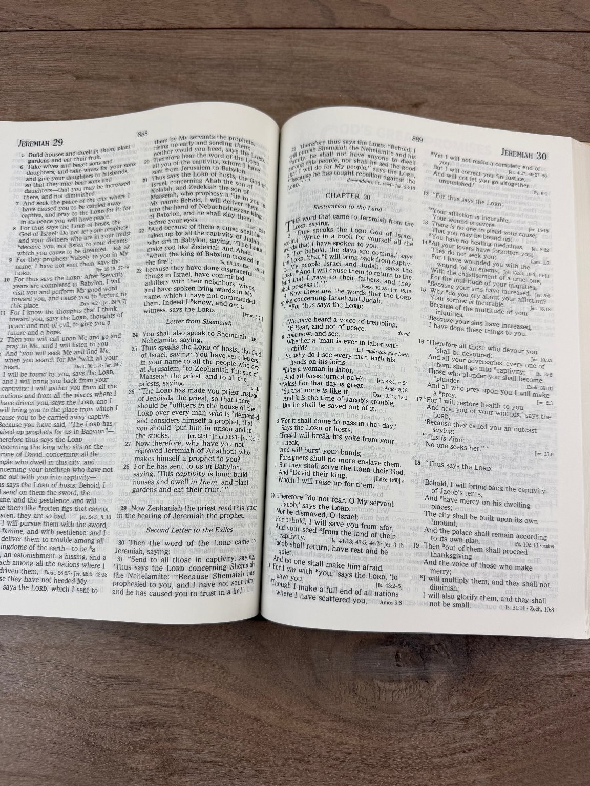 Prophecy Study Bible John Hagee 1997 NKJV Hardcover Christian Biblical Study