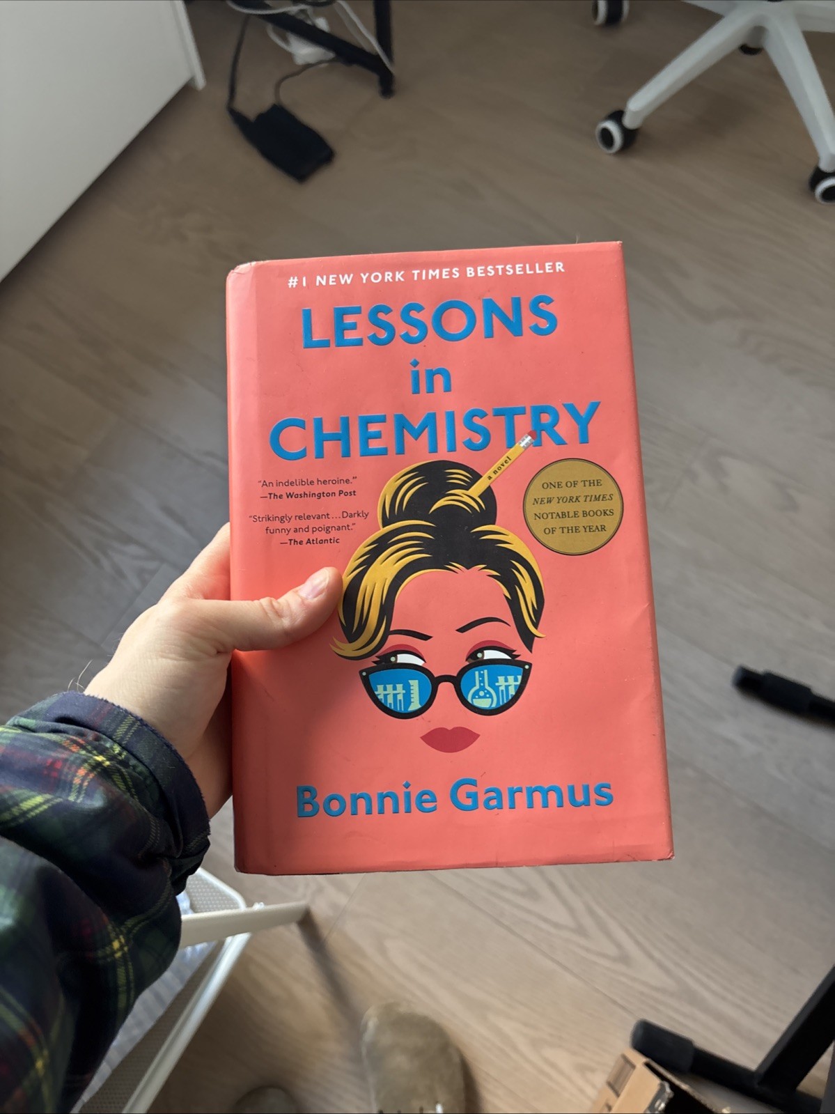 Lessons In Chemistry Bonnie Garmus Hard Cover Book