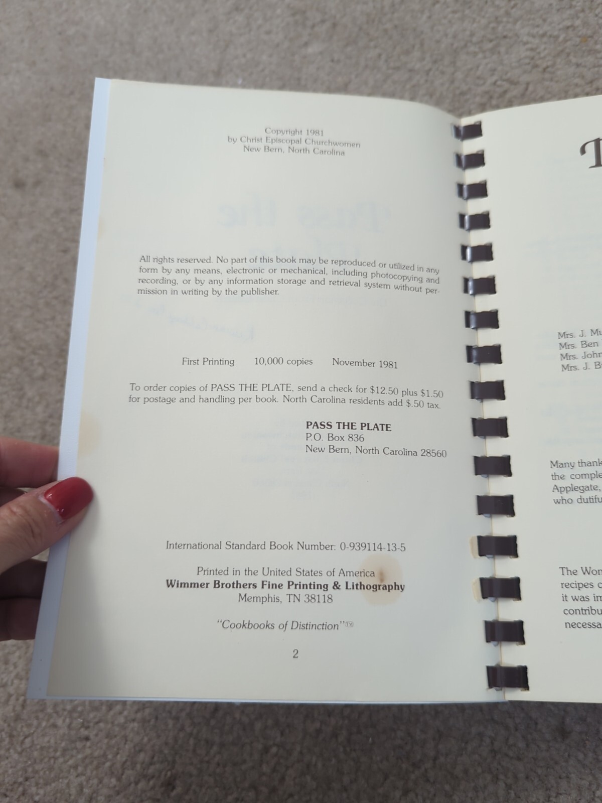 Christ Episcopal Church New Bern, NC Spiral Cookbook 1981 400+ Pages