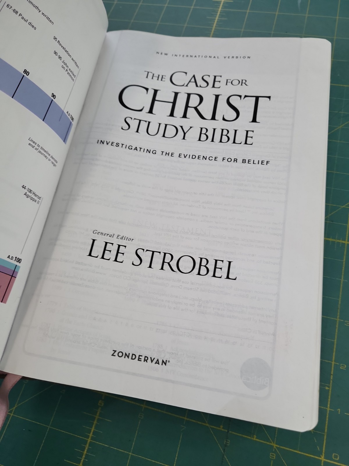 NIV The Case for Christ Study Bible: Investigating the Evidence for Belief, …