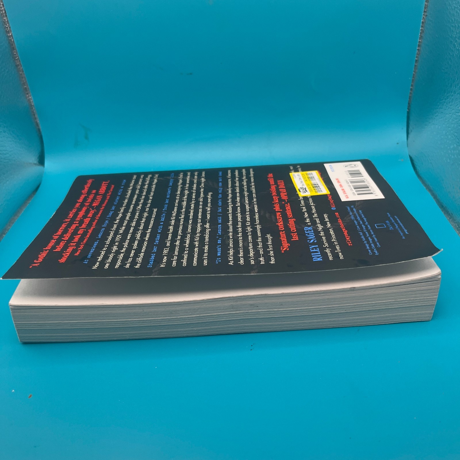 The Only One Left: A Novel – paperback Sager, Riley