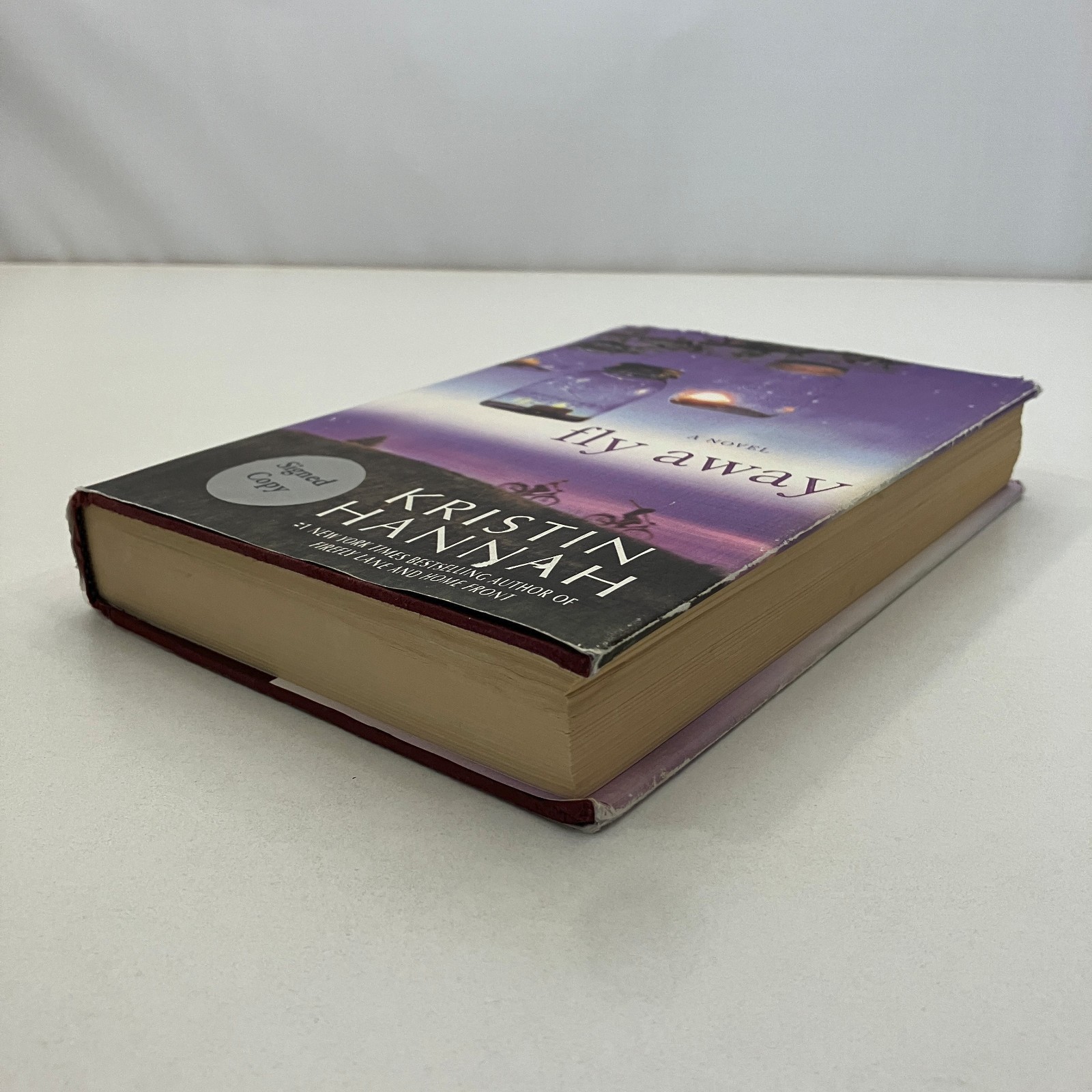 Fly Away Kristin Hannah SIGNED St Martin’s Press 2013 HCDJ Family Heartwarming