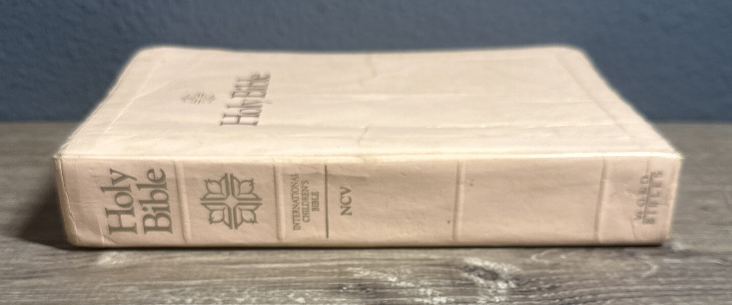 VINTAGE International Children’s Bible NCV Pink Leatherflex (1988) SEE PICS