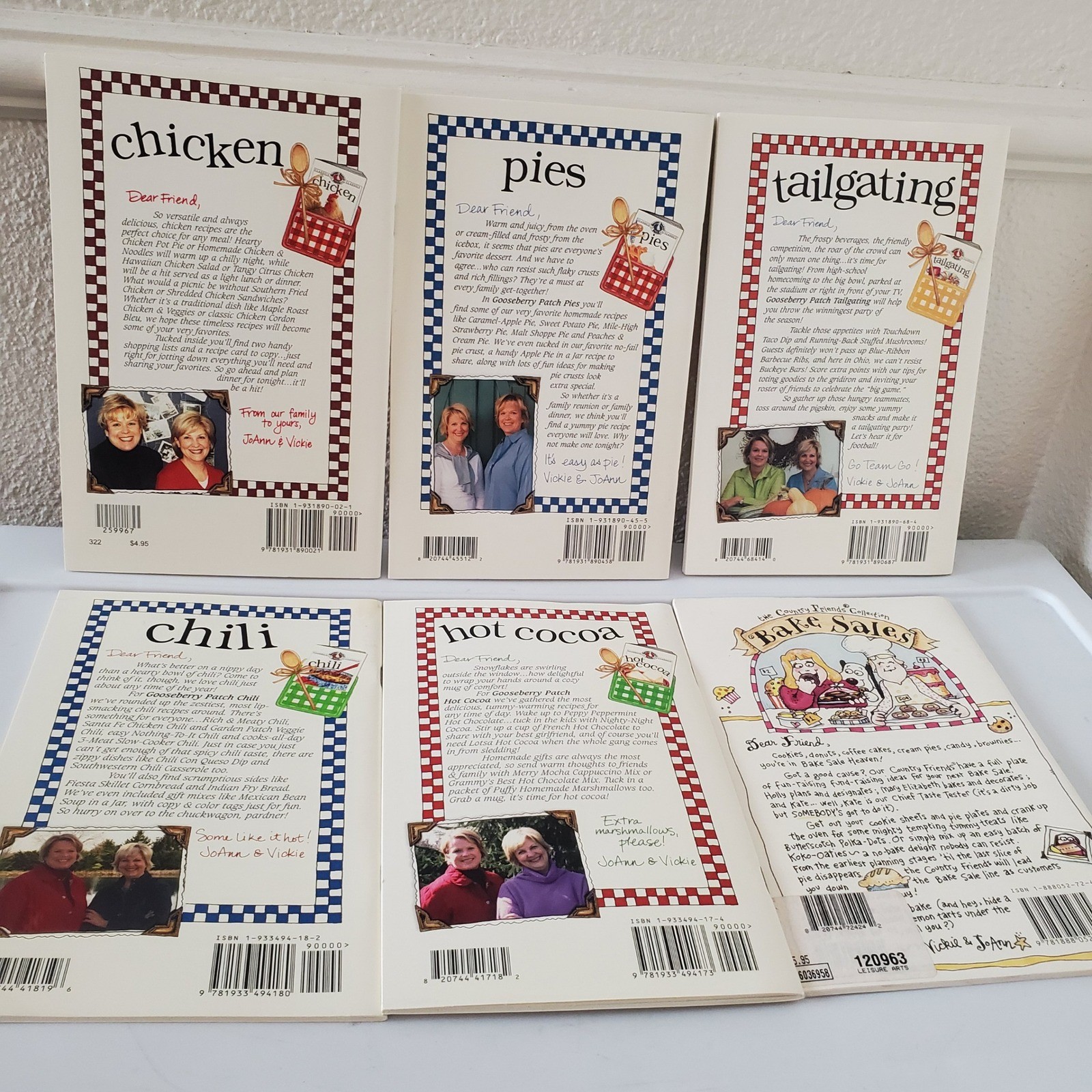 Gooseberry Patch Classics Cookbooklet Lot of 6 Chicken Pies Chili Hot Cocoa