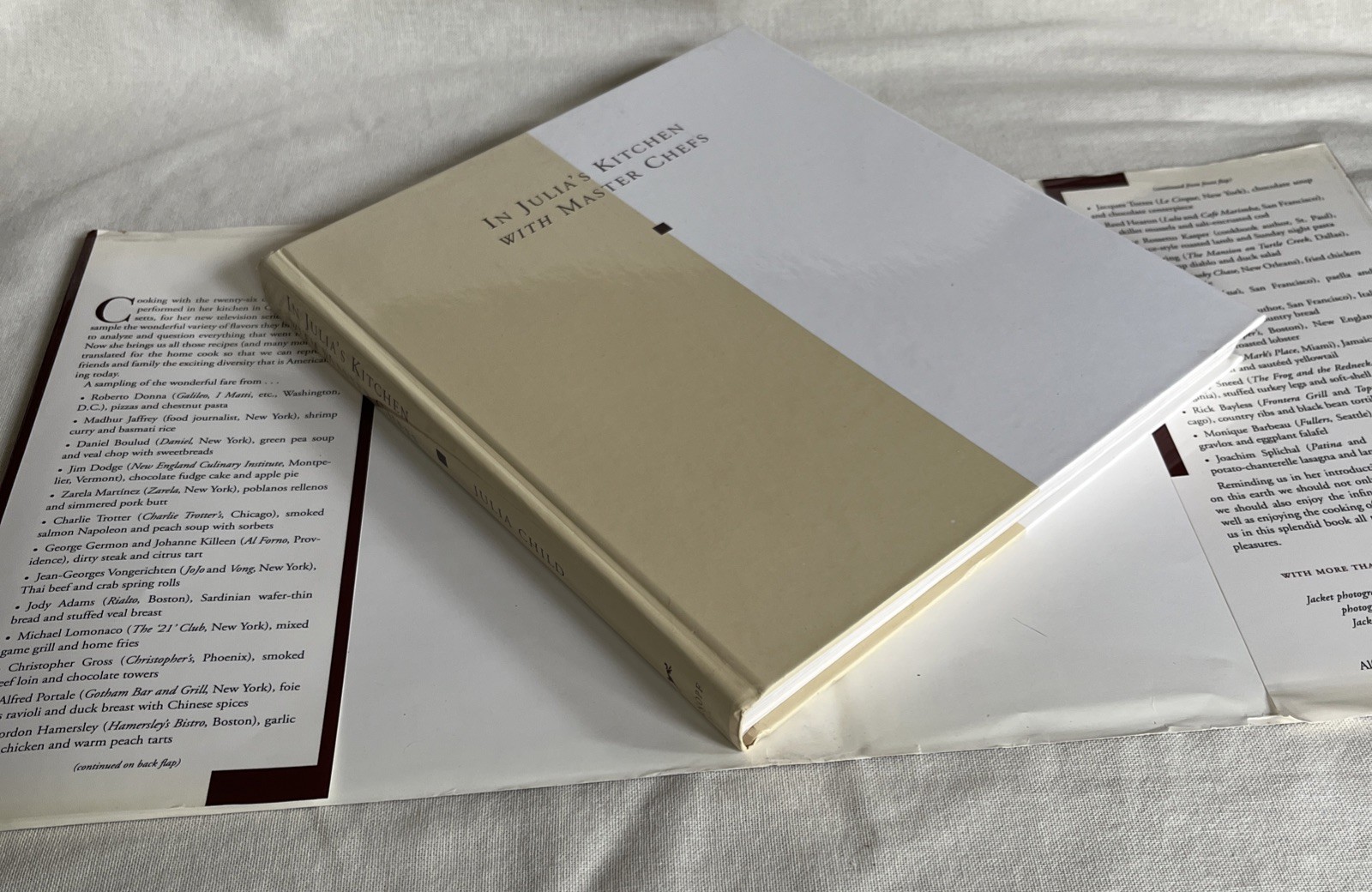 Julia Child’s Cookbook “In Julia’s Kitchen With Master Chefs”, 1995, 302 Pages