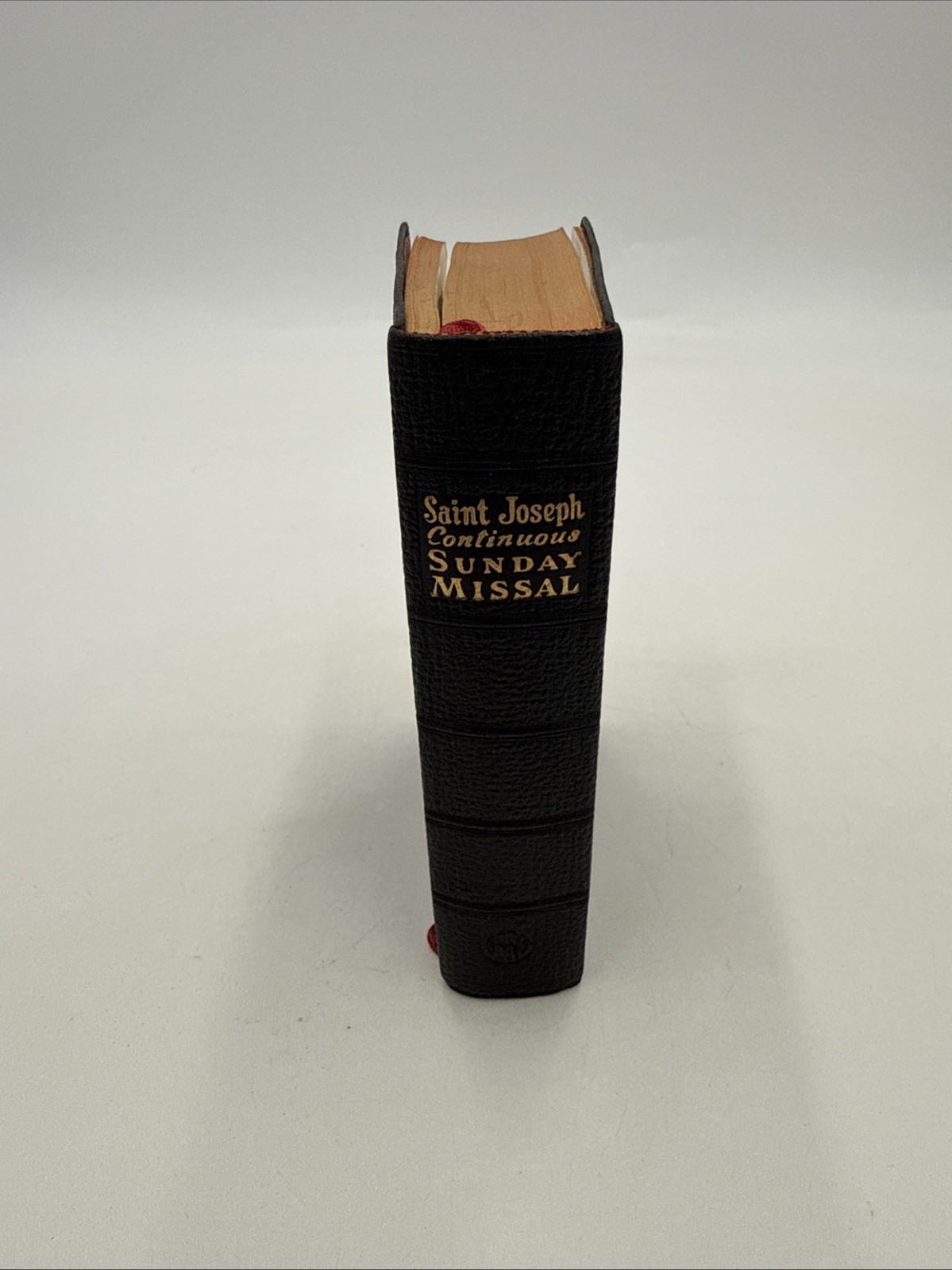 St. Joseph Continuous Catholic Sunday Missal & Hymnal English 1958 Leather