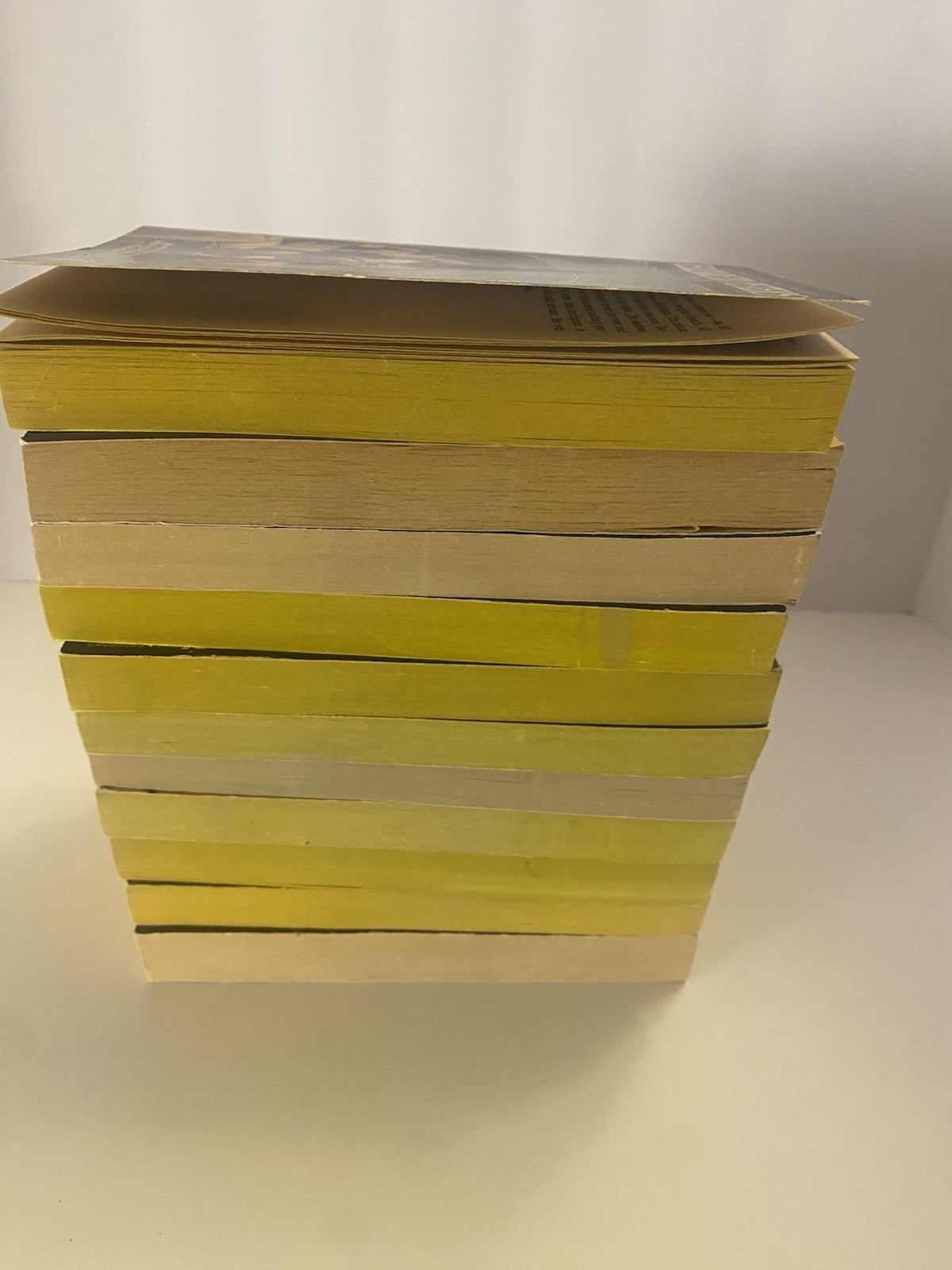 HUGE LOT 12 ELIZABETH PETERS Mystery Books Amelia Peabody Vicky Bliss Paperback