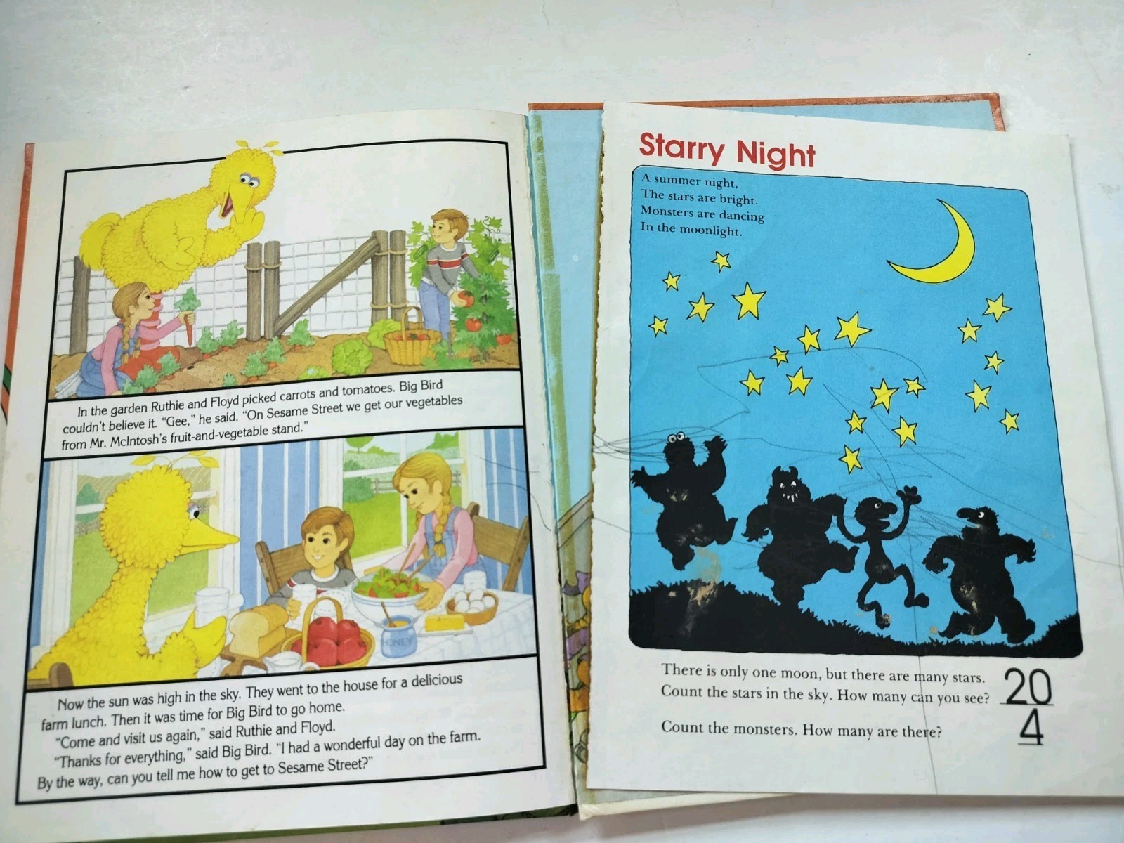 1978 Sesame Street Library Complete Book Set Vol. 1-15 w/Big Bird Stand Shelf