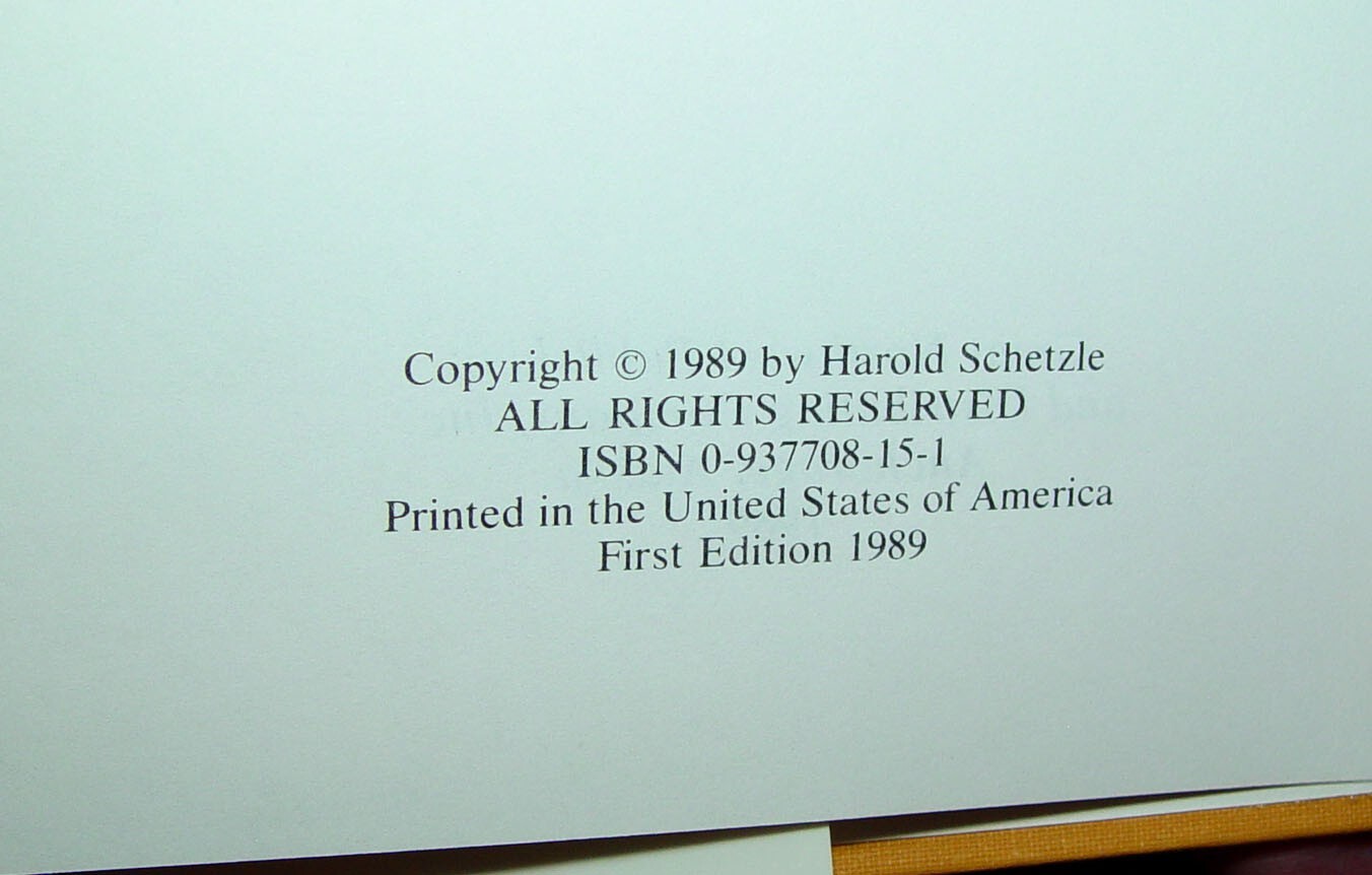 1989 Autographed Hardcover ALASKA SAFARI by Harold Schetzle 366 pages