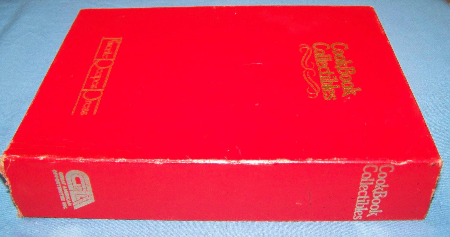 Vtg Set Of 4 CookBook Collectibles. Favorite Recipes Press 1985