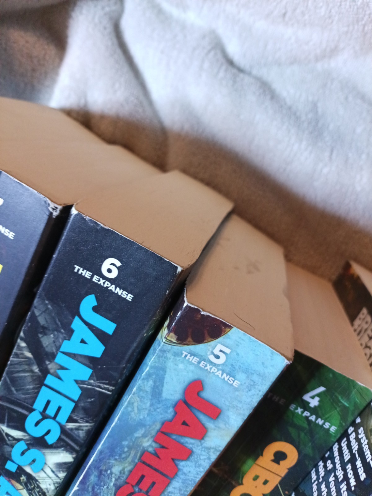 The Expanse Series Vol 1–8 Paperback Set Lot James S.A. Corey Sci-Fi