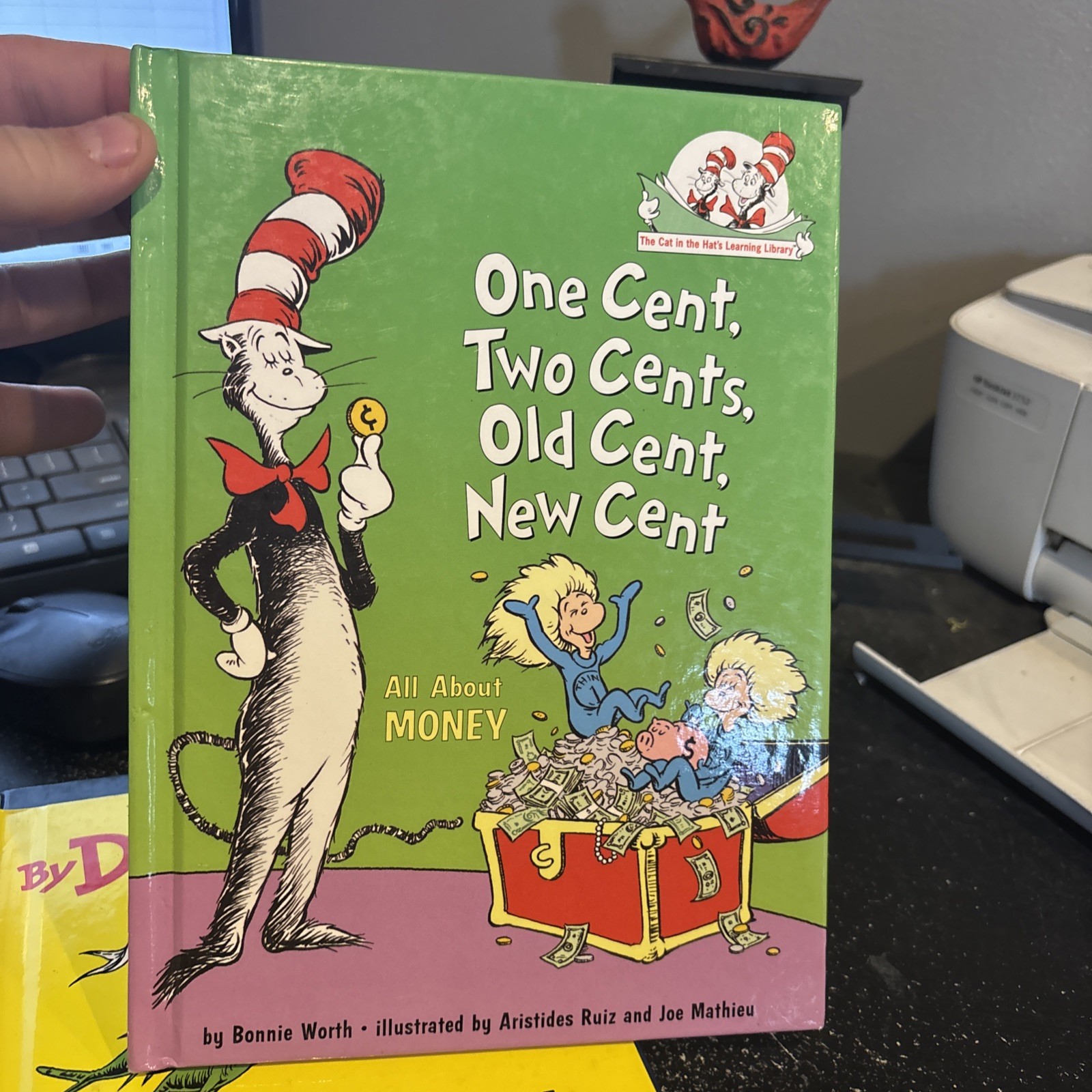 10 Dr Seuss random book lot of Hardcover Books kids New and Vintage – GOOD