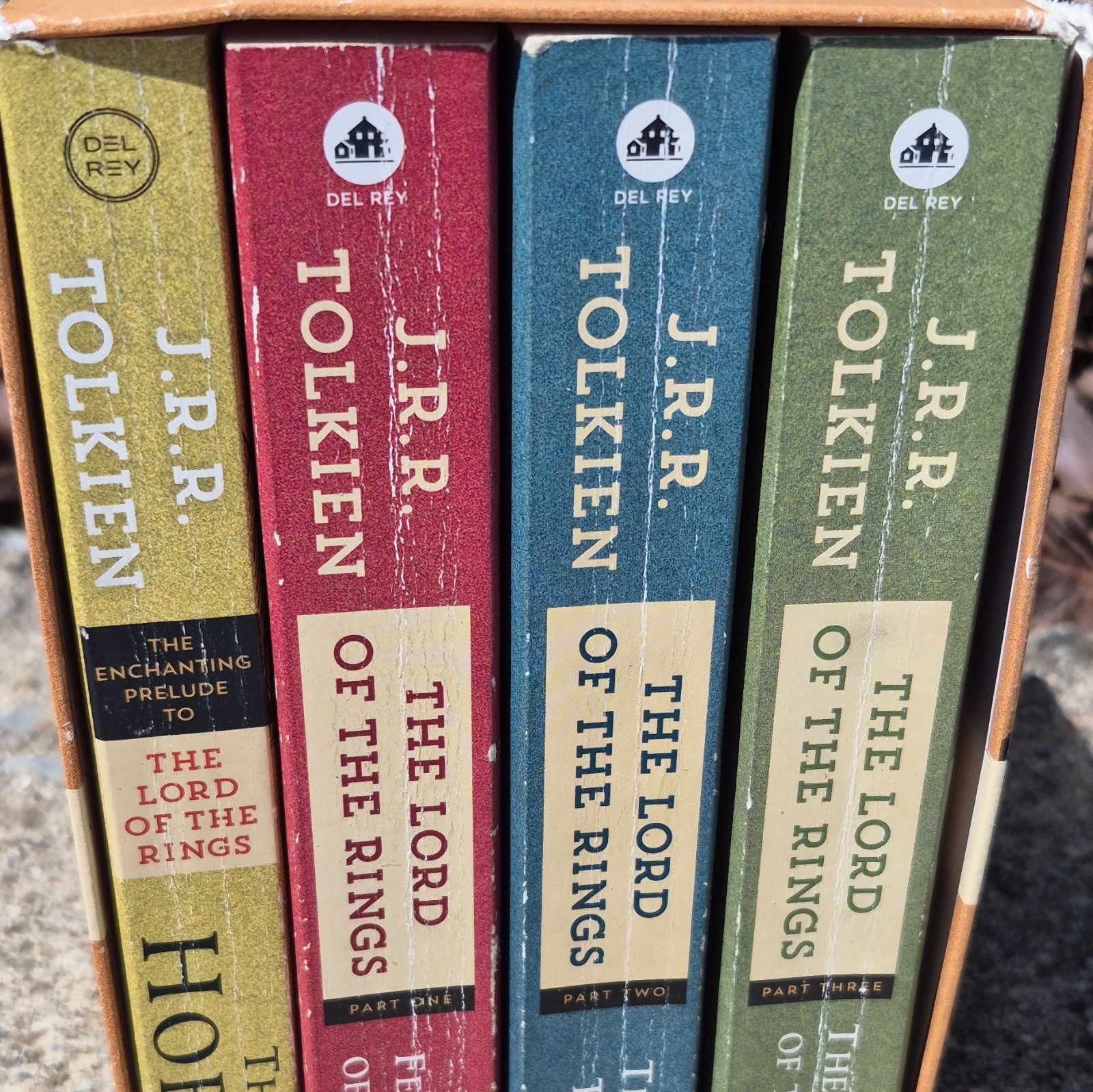 Del Rey J.R.R. Tolkien Box Set: The Hobbit & The Lord of the Rings