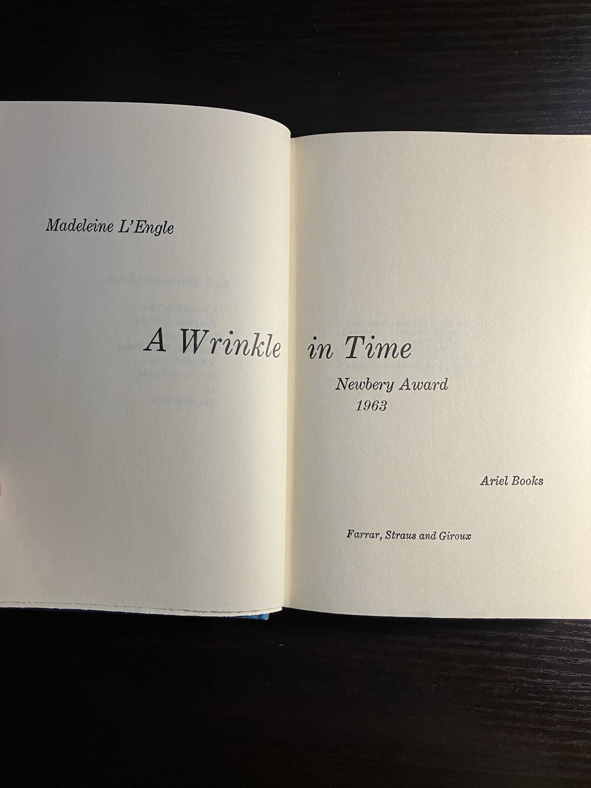 A Wrinkle In Time Madeline L’Engle ⓒ 1962 Thirty-fifth Printing 1976 HC/ DJ