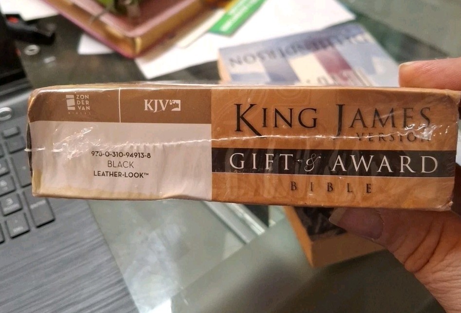 King James Version Gift and Award Bible by Zondervan Bibles Staff