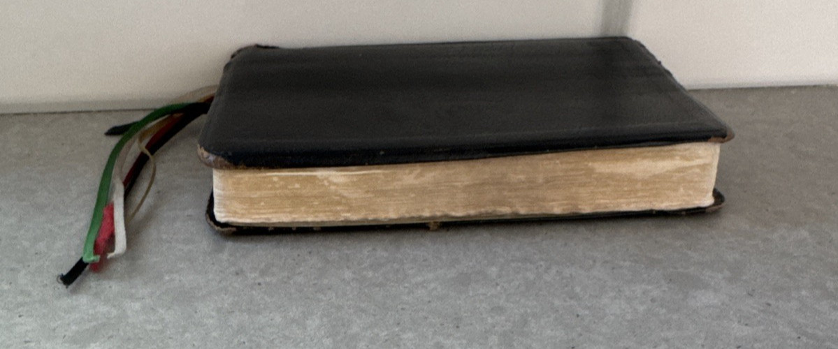 NKJV Pocket Companion Bible by Thomas Nelson #1496S Red Letters Worn Leather
