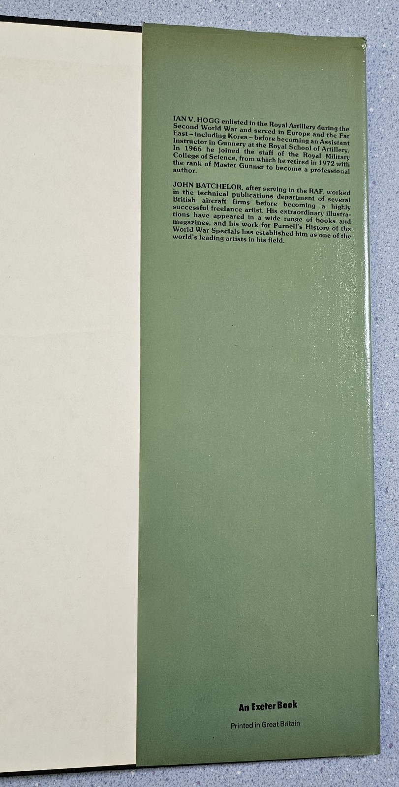 The Complete Machine-Gun: 1885 to the Present Ian V. Hogg HC 1979 Exeter Books