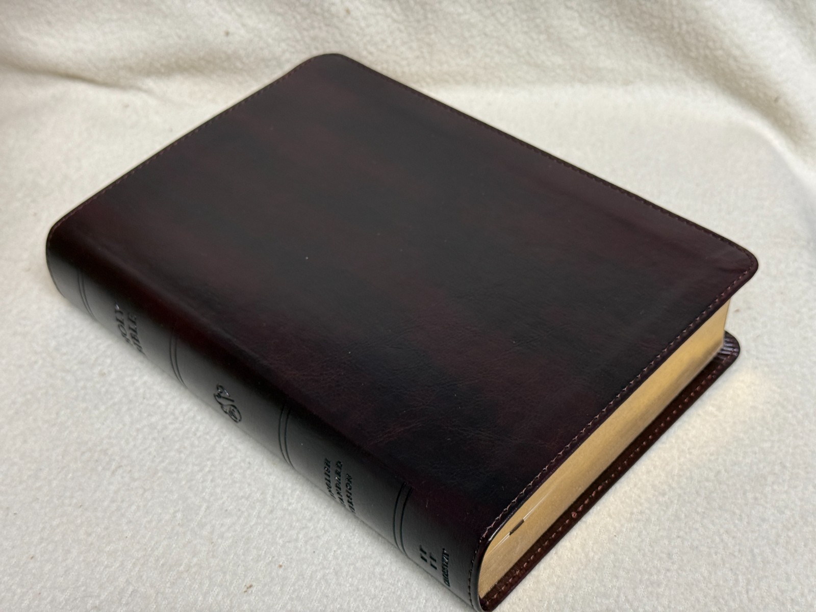 ESV Giant Print Personal Size Bible, Red Letter, TruTone, Mahogany