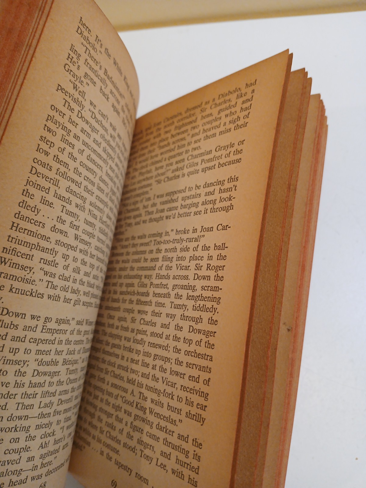 Dorothy L Sayers 5 Paperback Book Lot Lord Peter Wimsey Series Avon Print -bk1.2