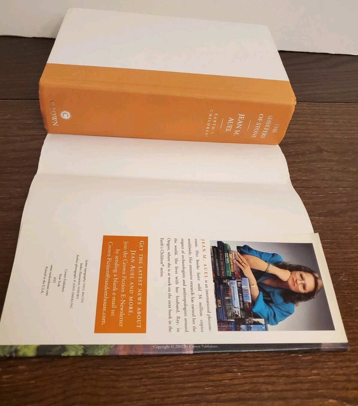 The Shelters of Stone Earth’s Children 1st Edition by Jean M. Auel Hardcover NEW