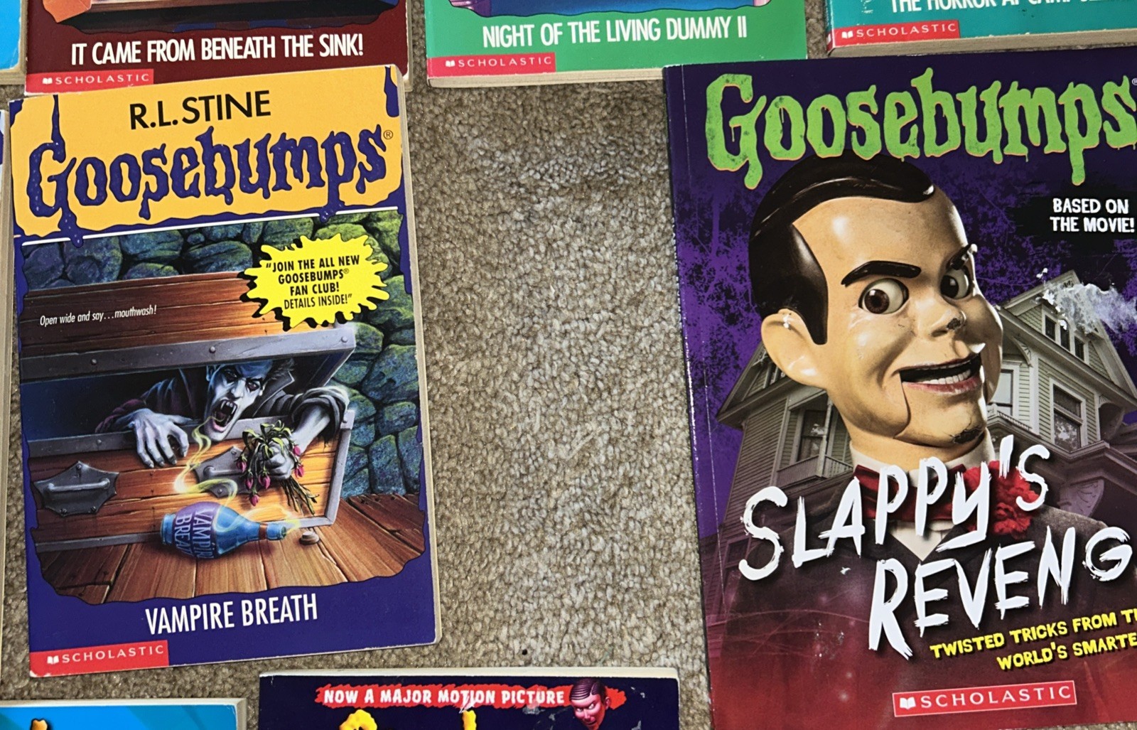 32 Vtg Goosebumps Books by RL Stine – See Pics & Description