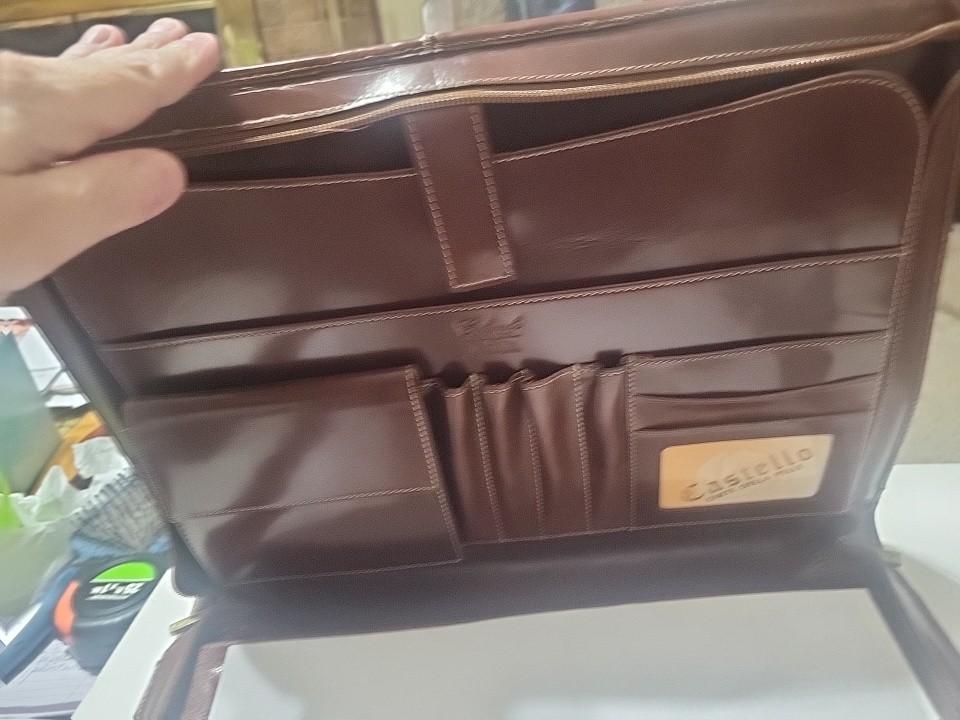 Portfolio Folder CASTELLO LA, ART DELLE PELLE LEATHER Conac Folder 14×10.5×2 Zip