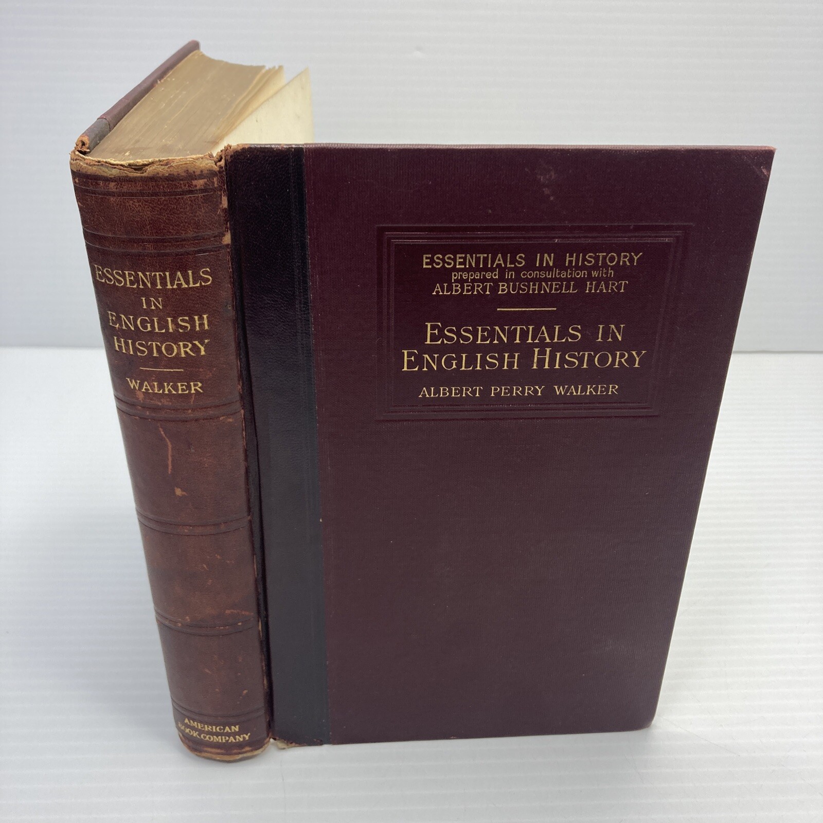 Antique History Book Essentials in English History Albert Perry Walker 1905 HC