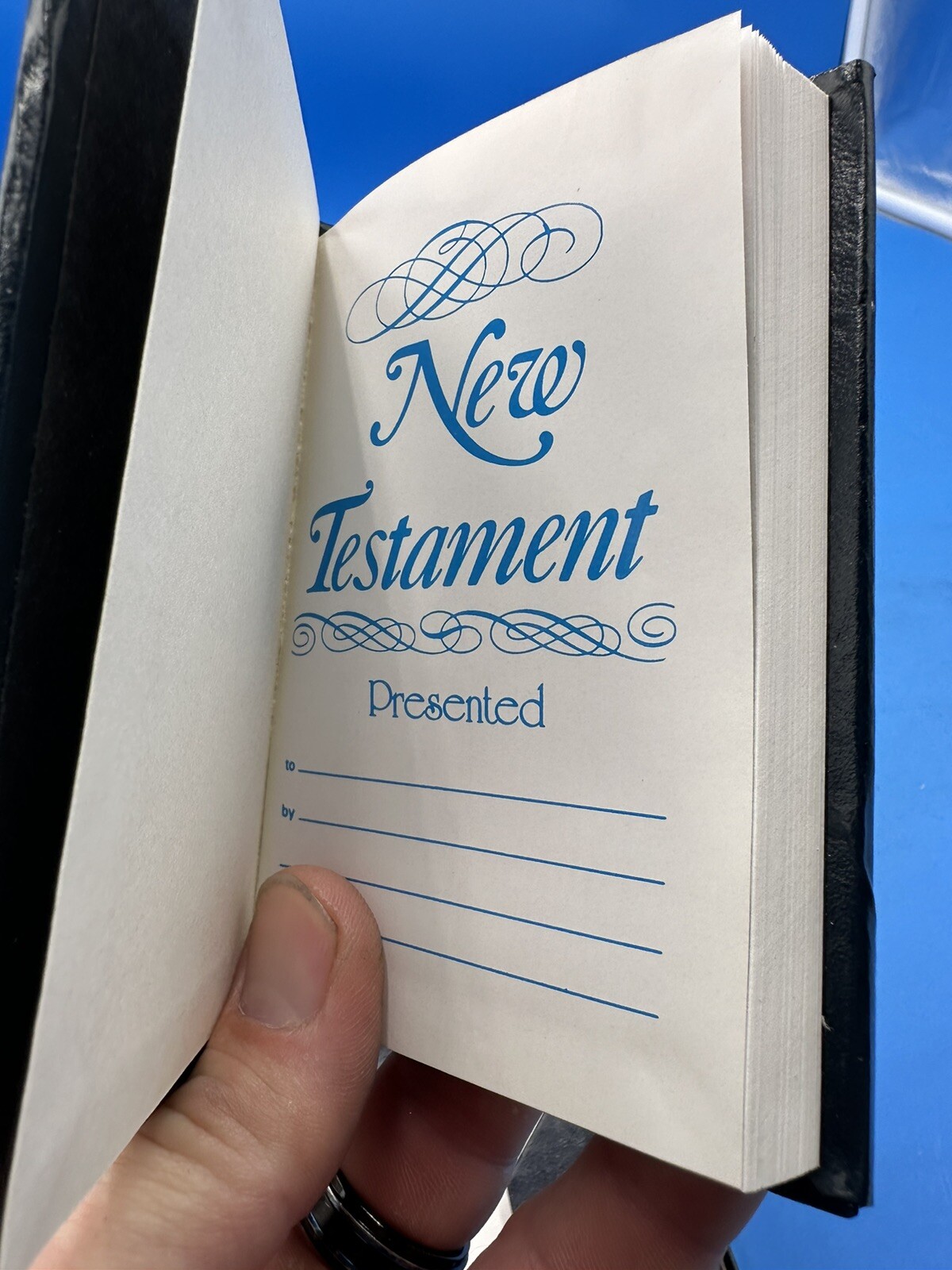 RARE Thomas Nelson Gods Armour New Testament Bible BRAND NEW pocket Size