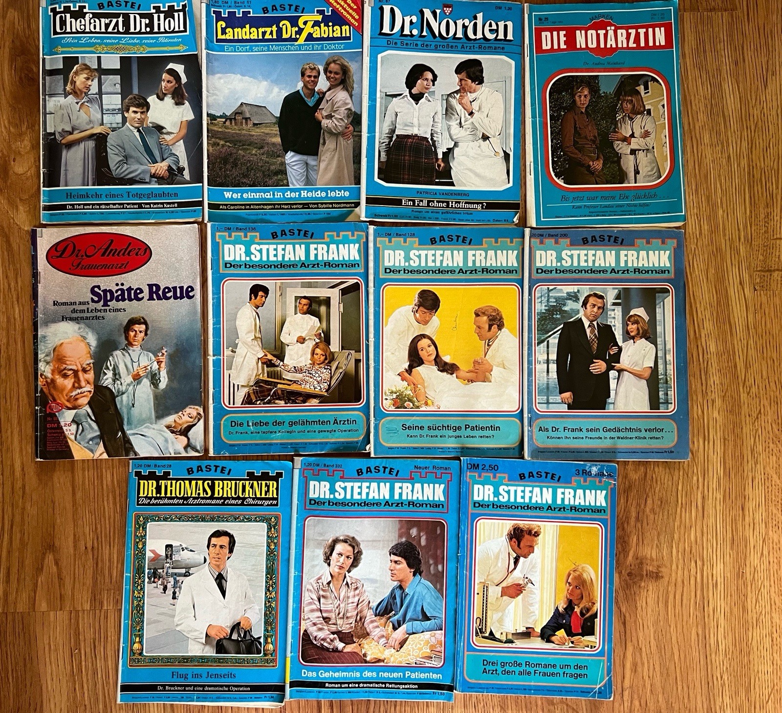 Lot 24 German Medical Doctor Romance Arzt-Roman Arztroroman Marken Bastei Juwel