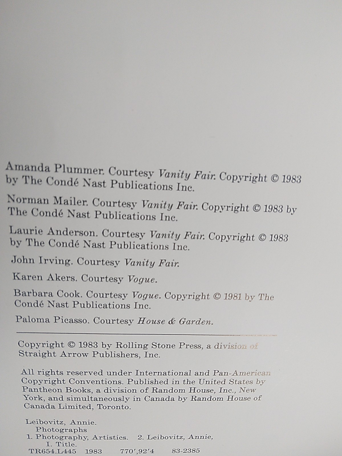 Annie Leibovitz Photographs, Intro by Tom Wolfe, Hardcover 1st Edition 1983