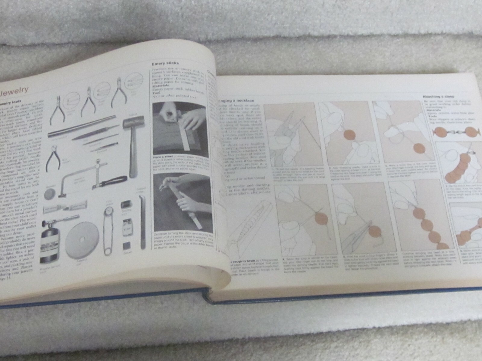 Reader’s Digest 1977 Hardcover- Fix-It-Yourself Manual, very clean,480 pages
