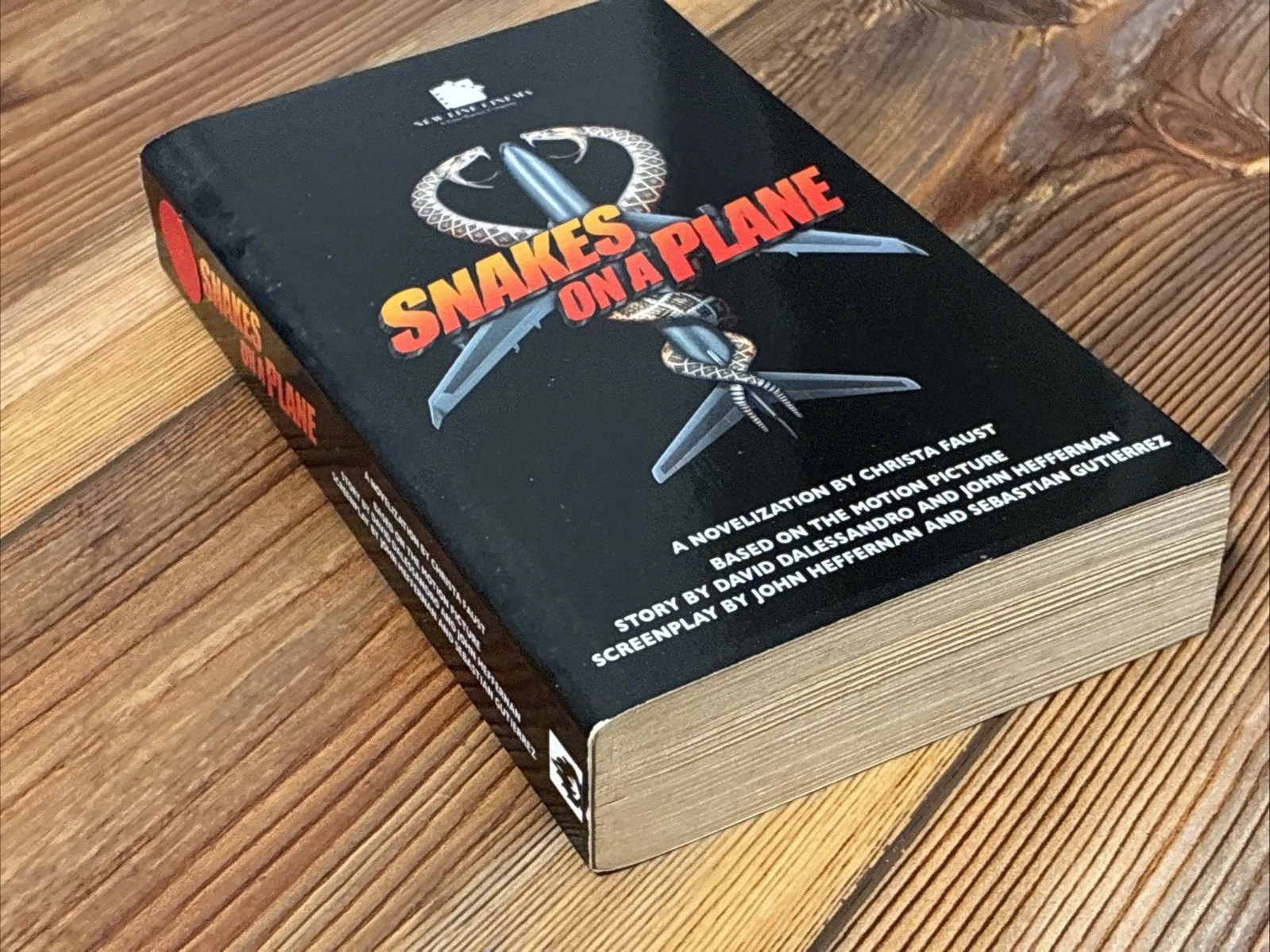 Snakes on a Plane | Christa Faust | New Line Cinema | Paperback Novel