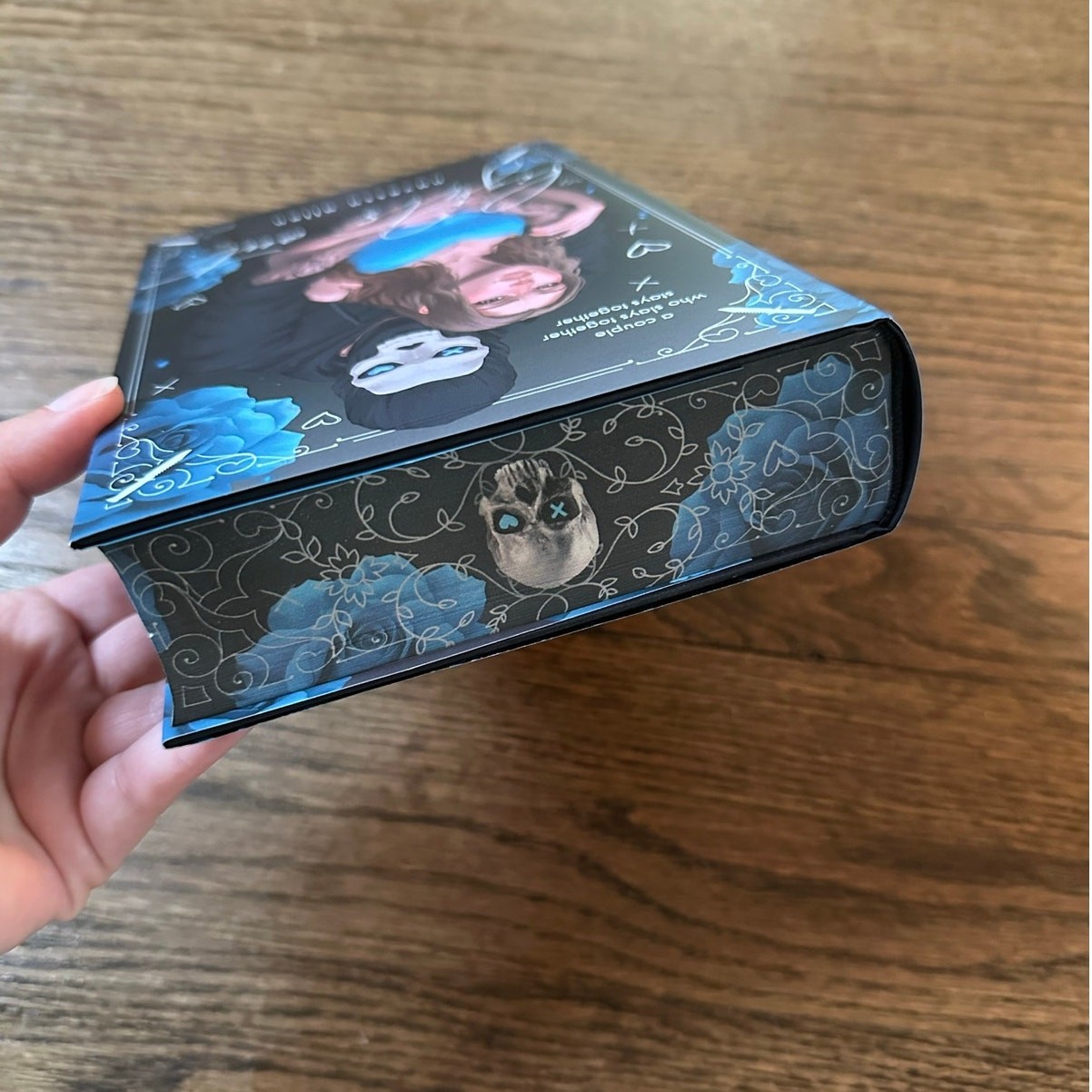 Lights Out By Navessa Allen Bücherbüchse Exclusive German Edition