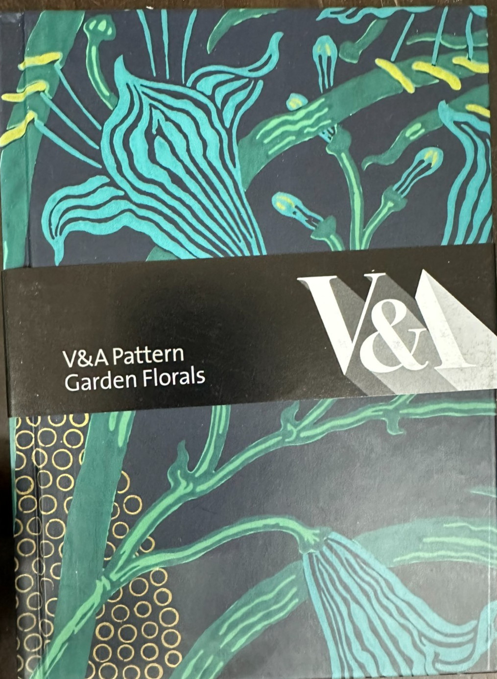 V&A Pattern Box Set #1