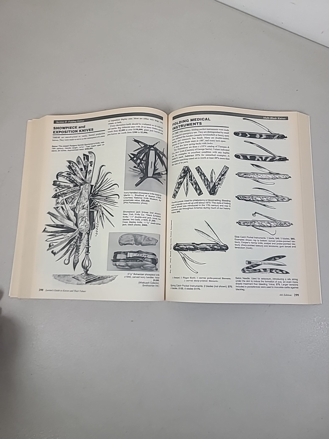 Levi’s guide to knives and their values SIGNED by Bernard Levine
