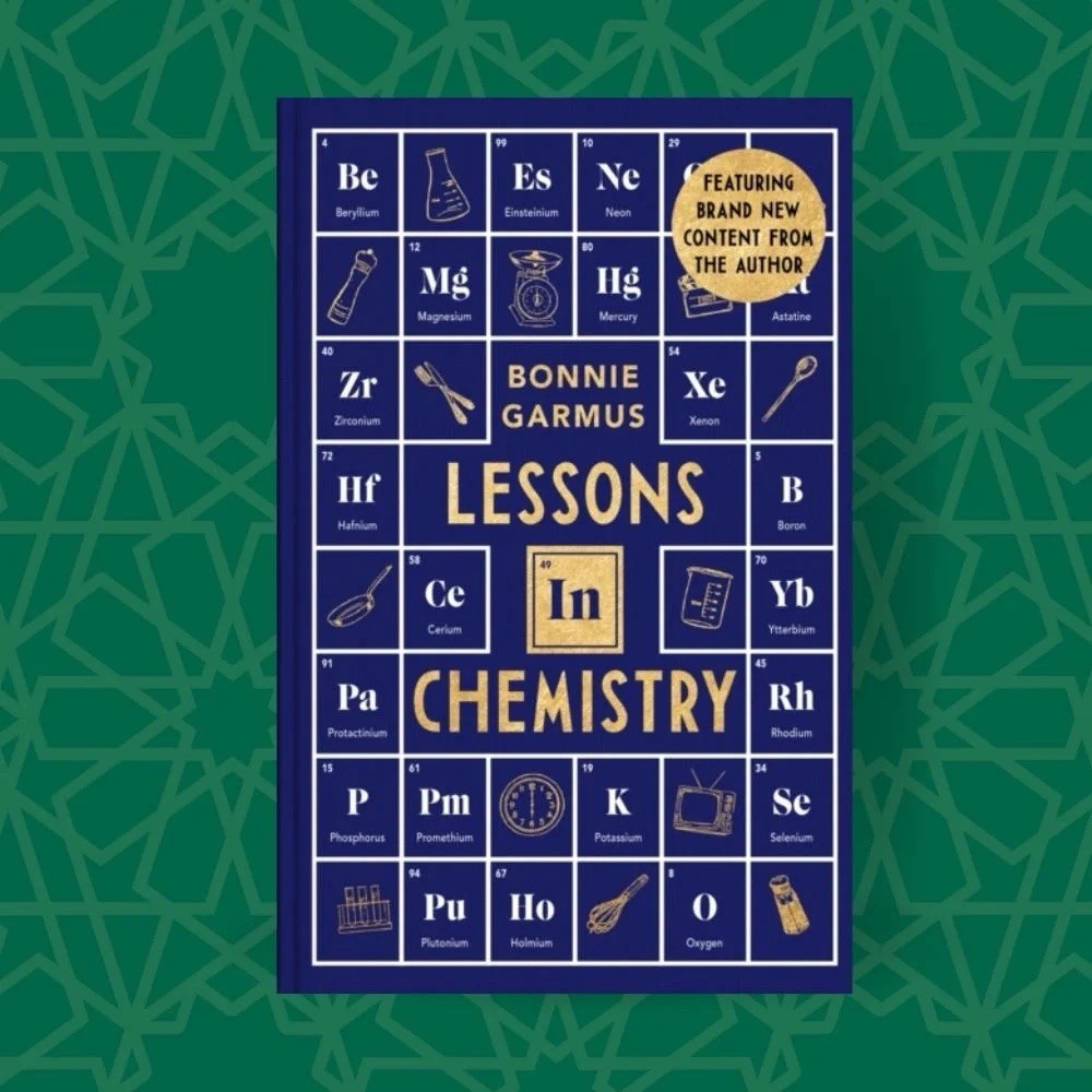Lessons In Chemistry A Novel by Bonnie Garmus (2022 Hardcover) Special Edition