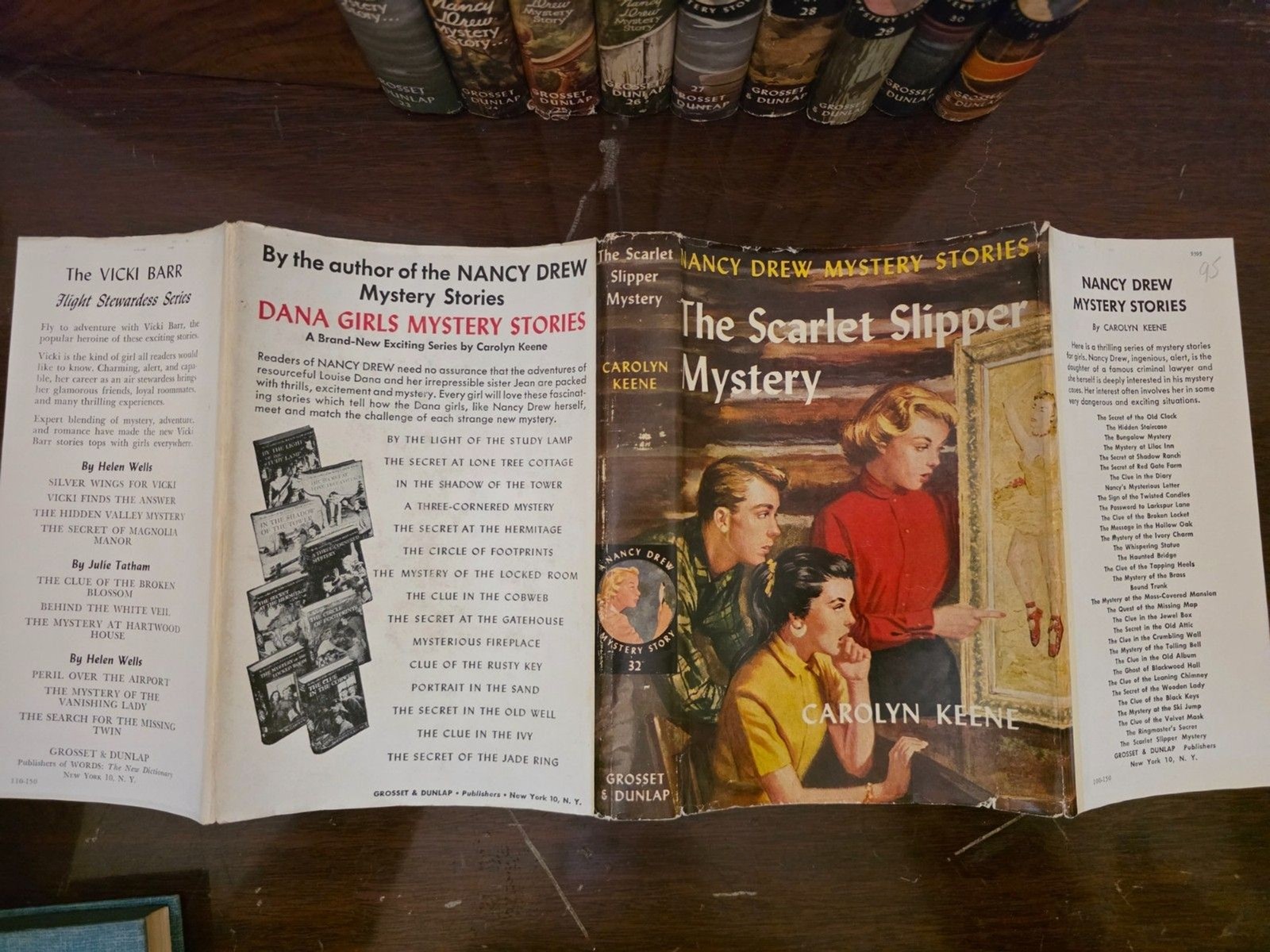 COMPLETE SET ALL 32 NANCY DREW MYSTERY STORIES in HARDCOVER w/DUST JACKETS