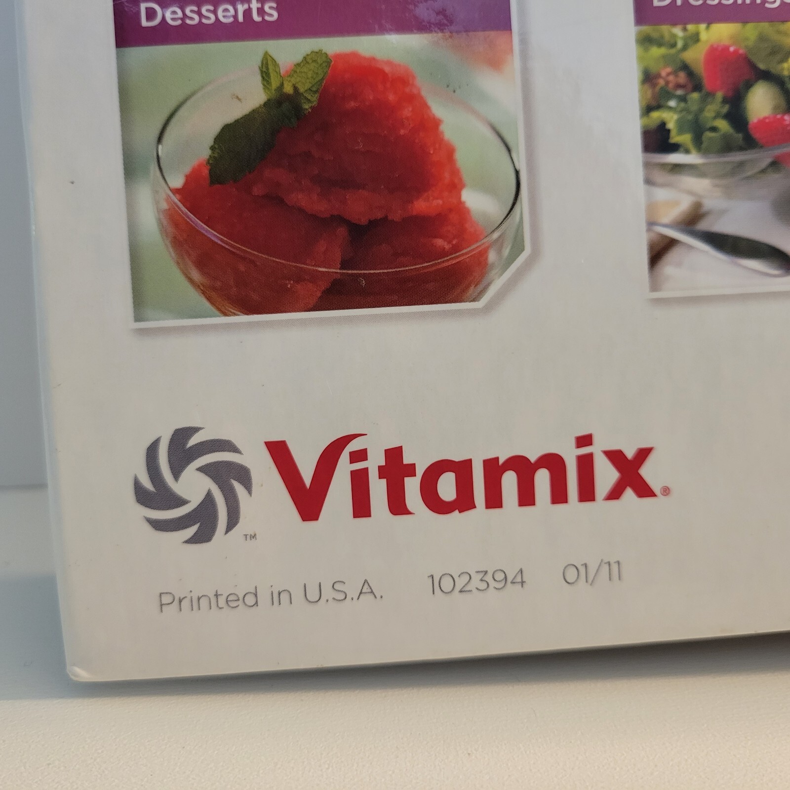 Vitamix Whole Foods 3-Ring Binder 2011 Recipe Cookbook – Very Good Condition