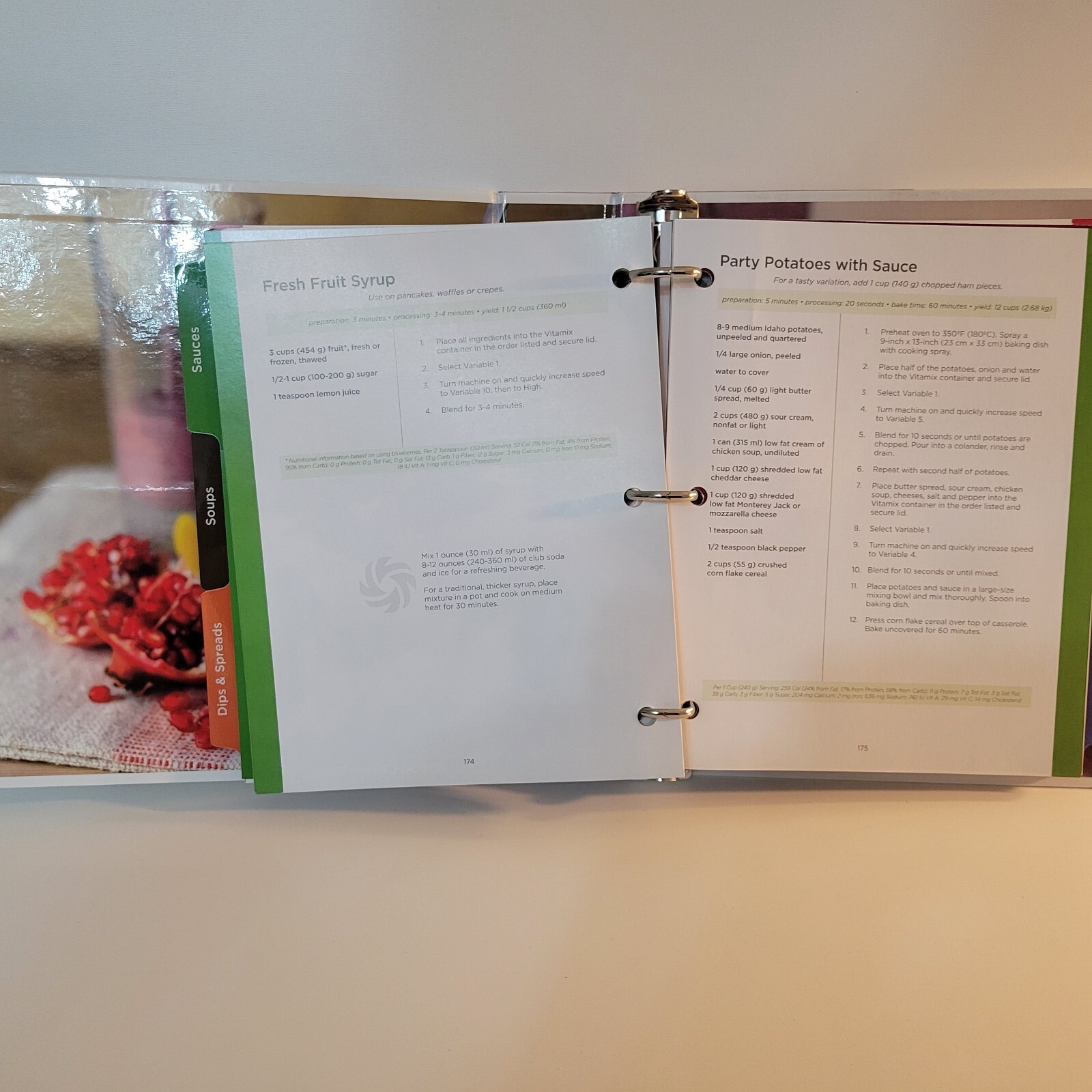 Vitamix Whole Foods 3-Ring Binder 2011 Recipe Cookbook – Very Good Condition