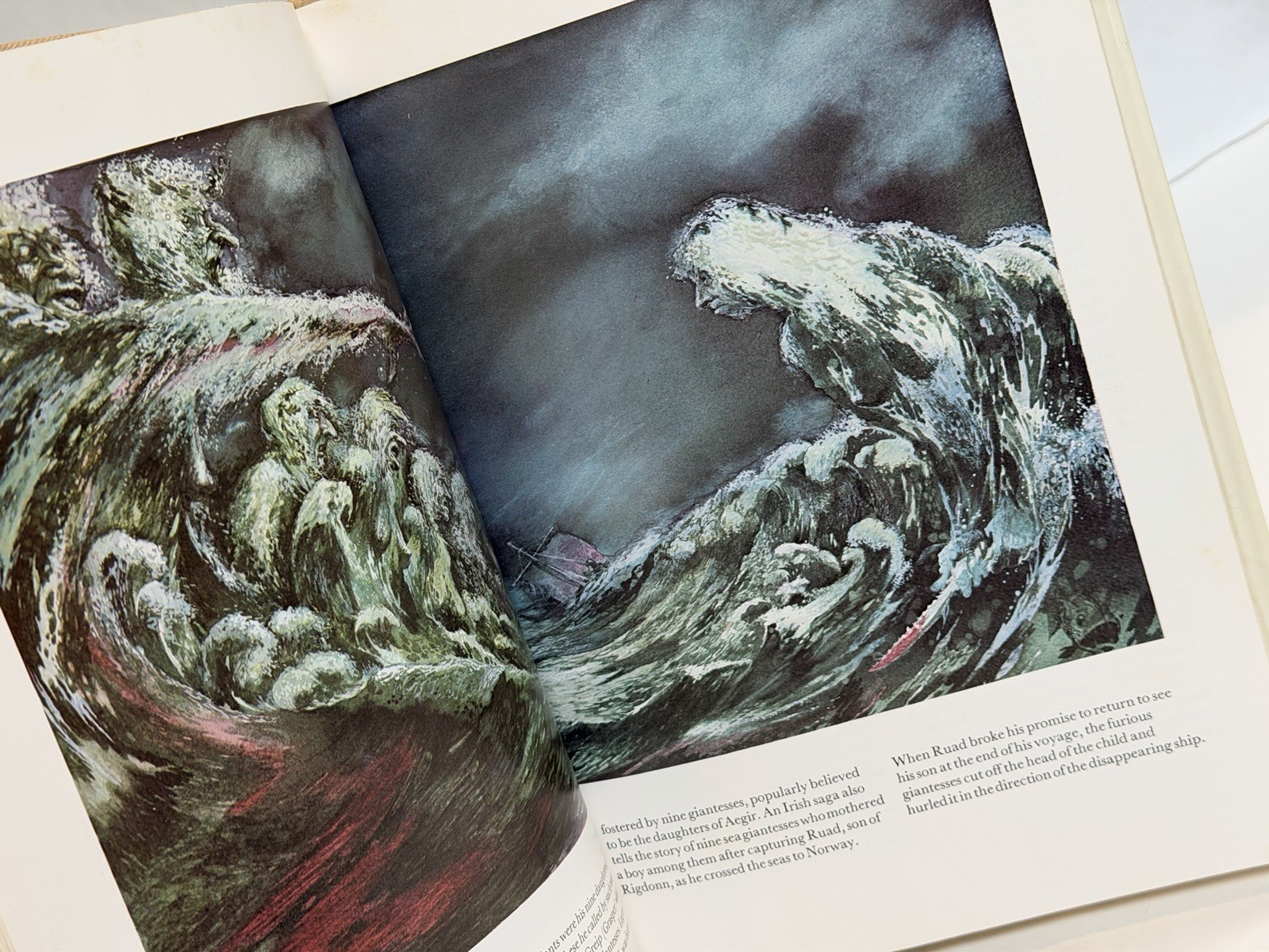 Giants 1979 Illustrated Fantasy Folklore Art Book David Larkin, Julek Heller