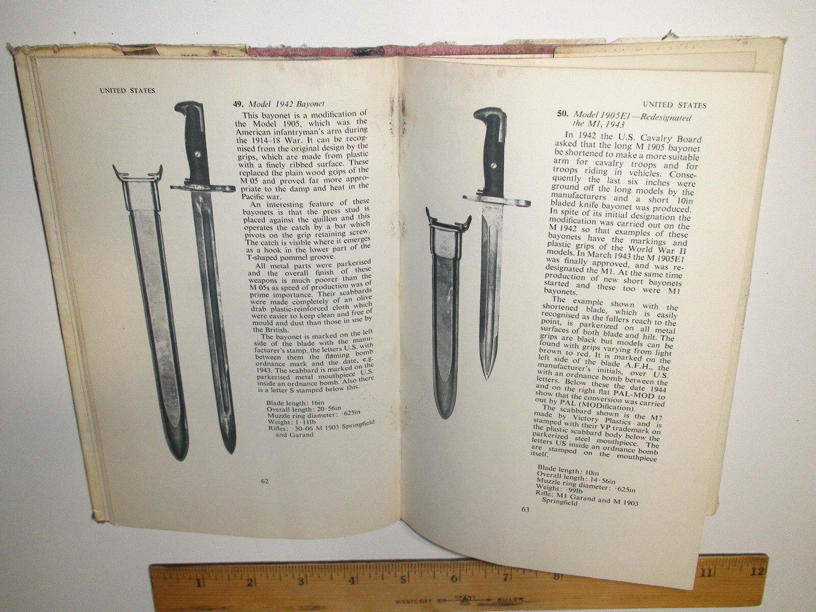 Allied Bayonets of World War 2 – Hardcover by J. Anthony Carter 1969 – 80 pages
