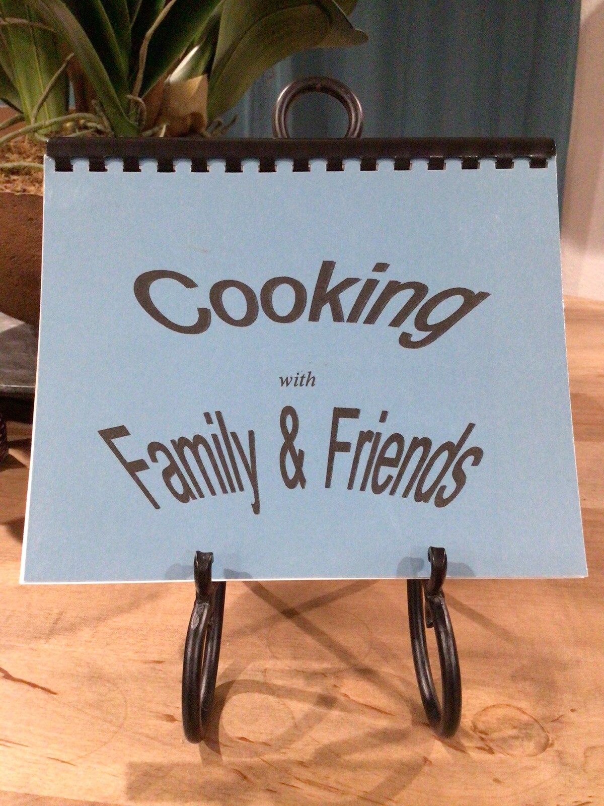 Cooking With Family And Friends 2001 Jimmy & Greta Jones 125 Pages
