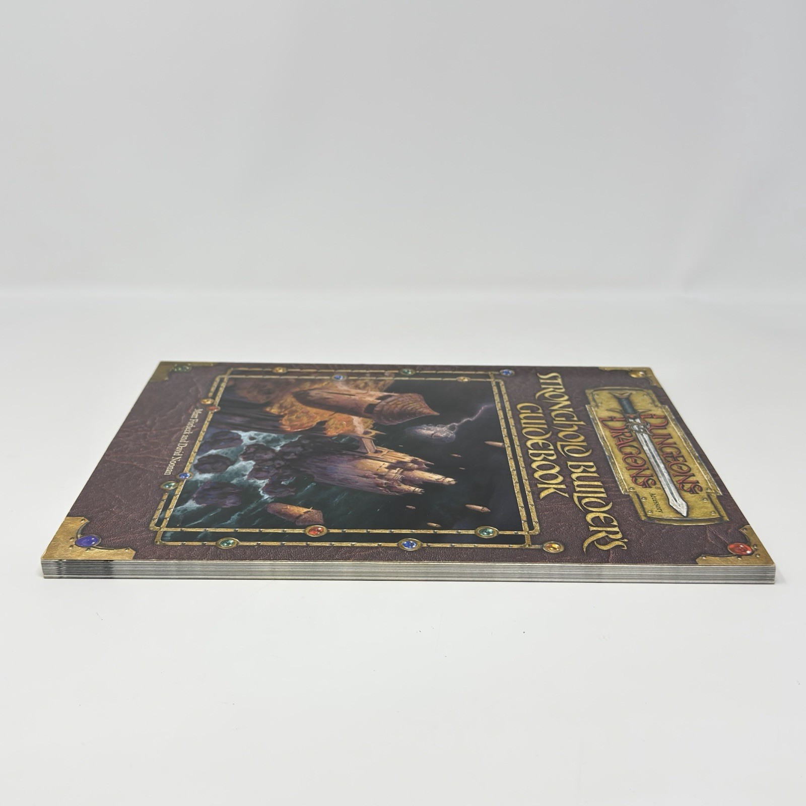 Stronghold Builder’s Guidebook Dungeons & Dragons d20 3.0 Fantasy Vintage