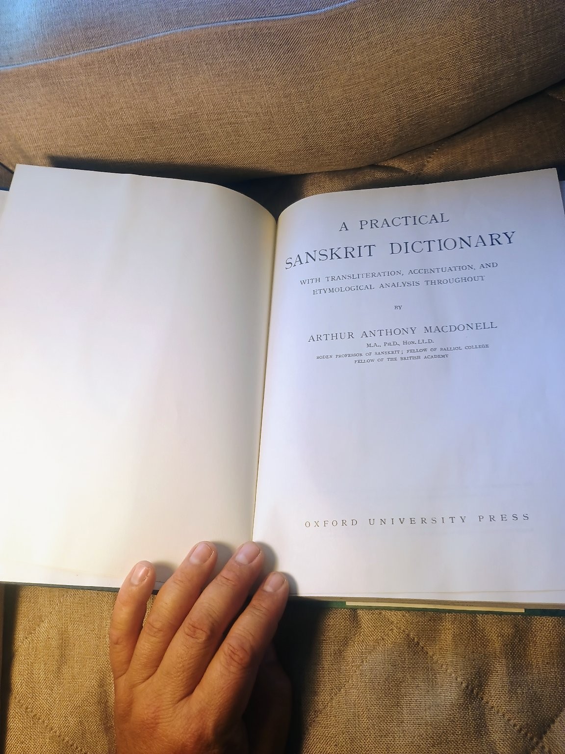 A Practical Sanskrit Dictionary Macdonell 1971 Oxford University Press *READ*