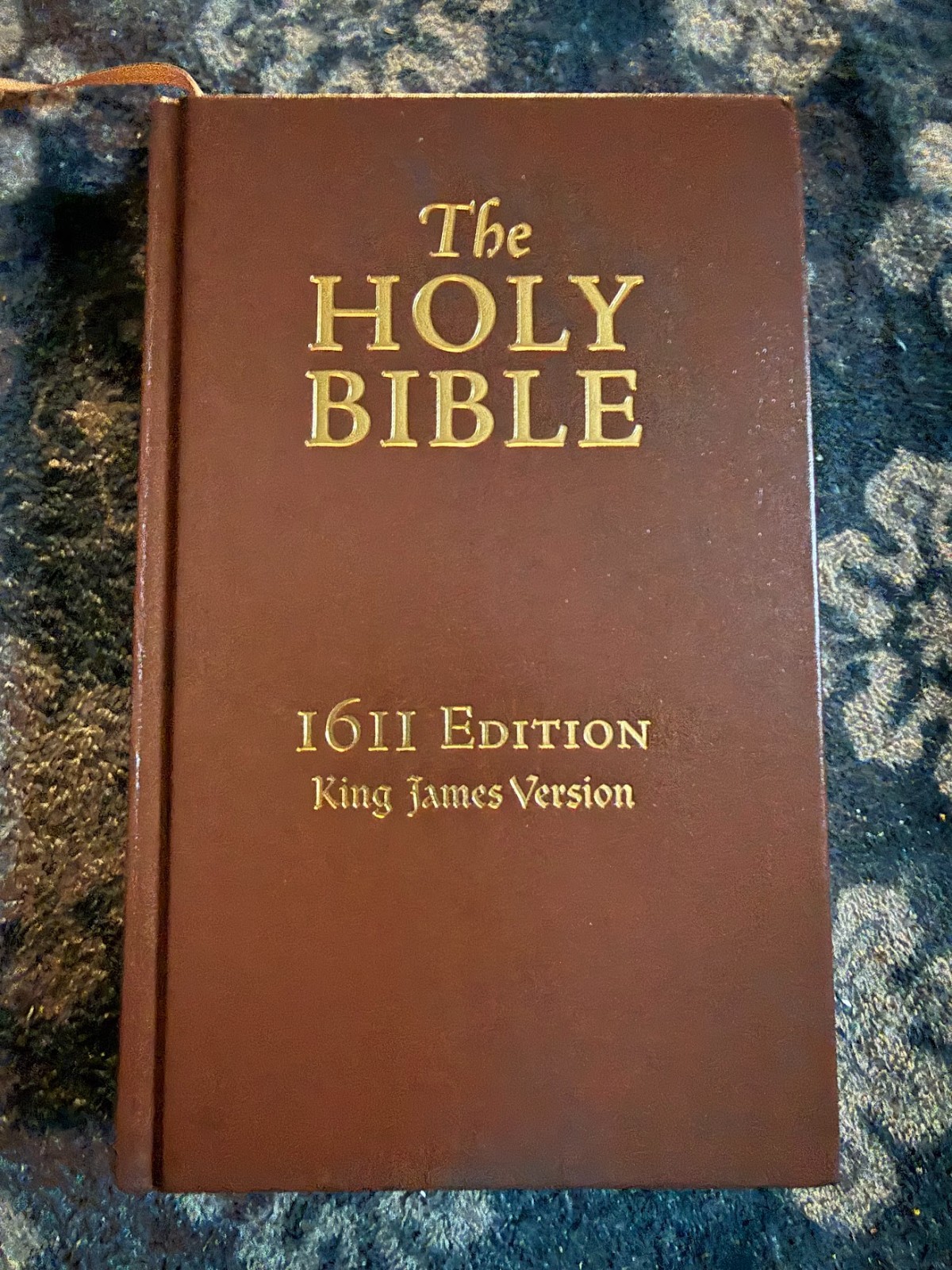 THE HOLY BIBLE King James Version: 1611 Edition Leather Bound Bible